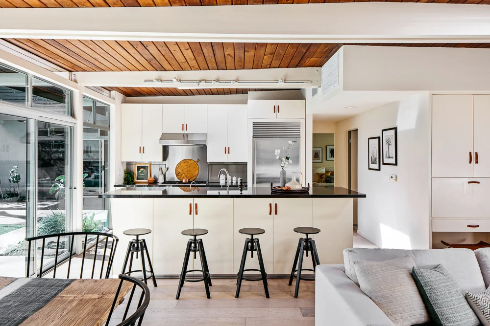 2539 Greenvalley MLS - virtuallyherestudios.com-9.jpg