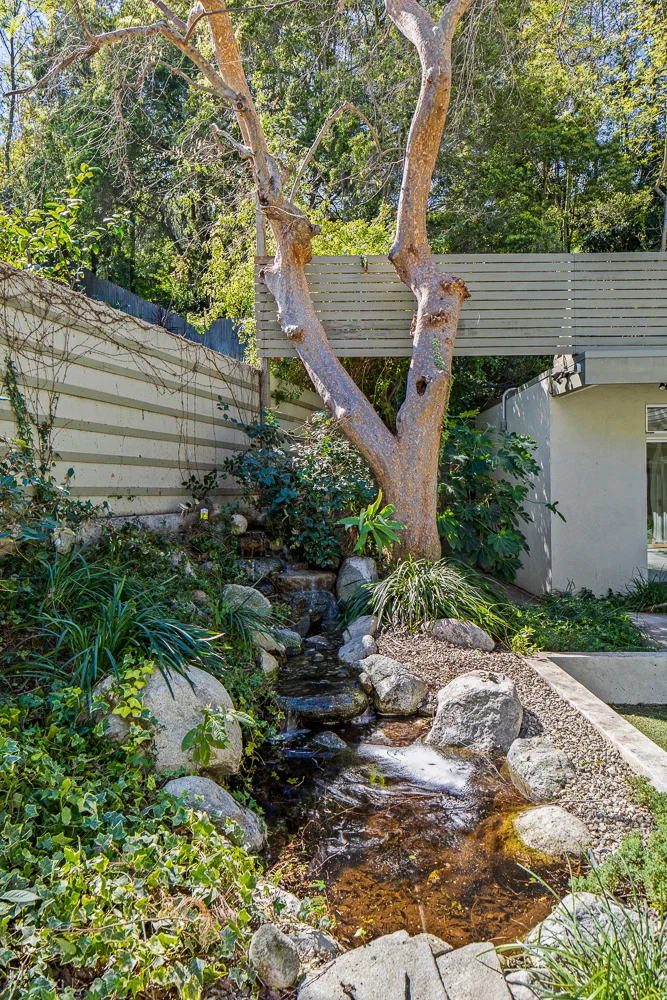 2539 Greenvalley MLS - virtuallyherestudios.com-26.jpg