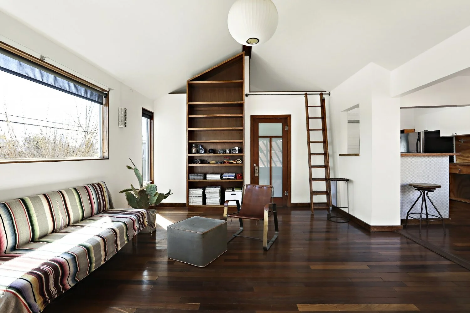 1314 Allesandro Street