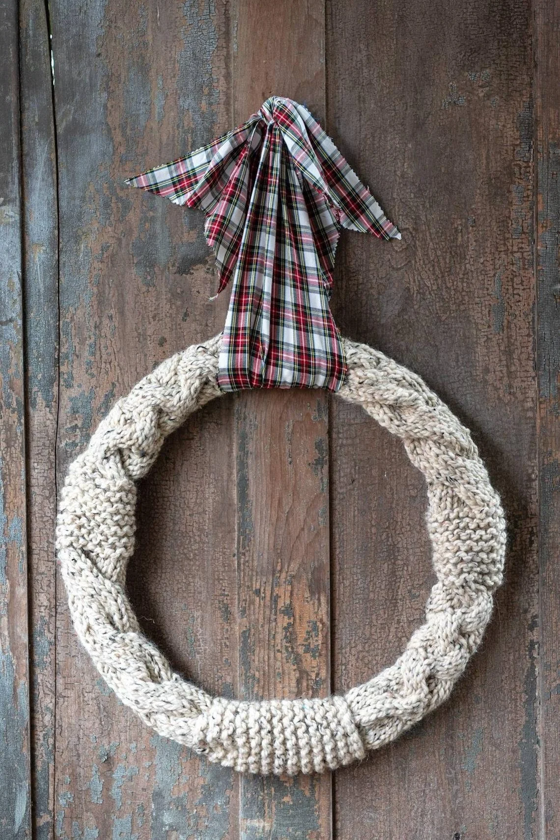 Holiday Wreath - Easy to Follow Instructions