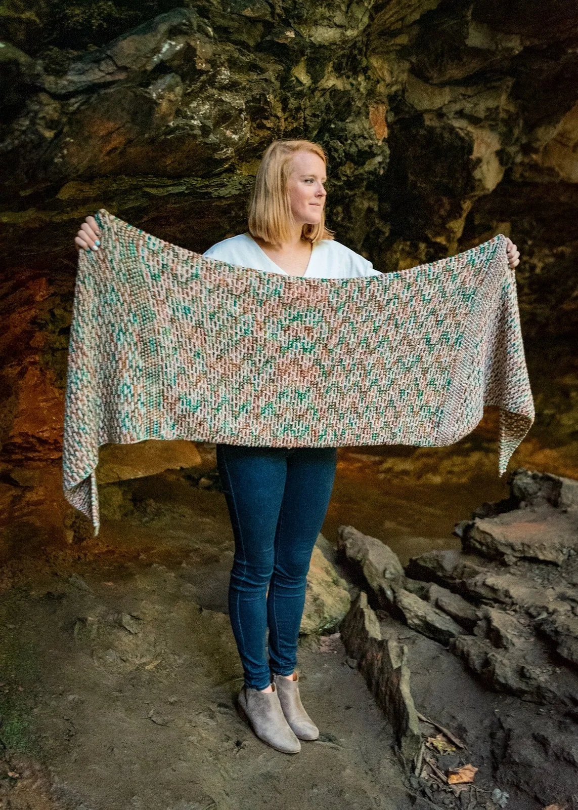 Painted Wall Shawl - Slip Stitch Mosaic Knitting