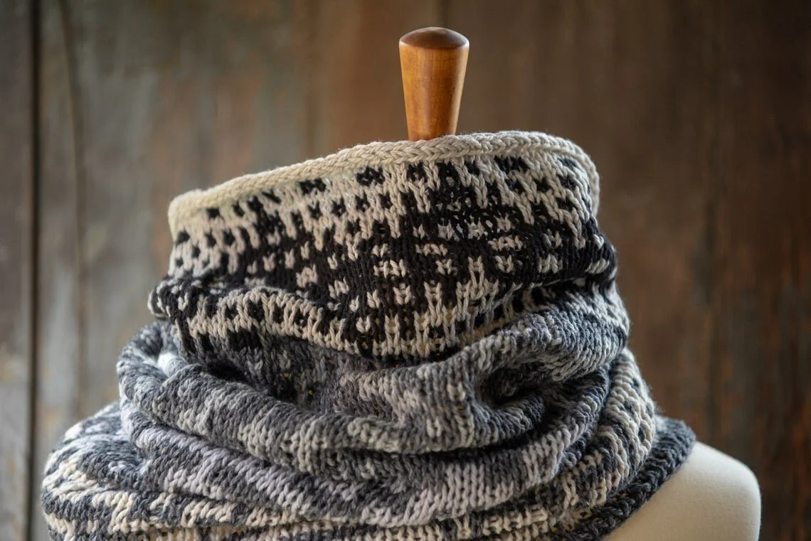 Knitting Pattern: Knit Cowl - Mosaic Slip Stitch Knitting