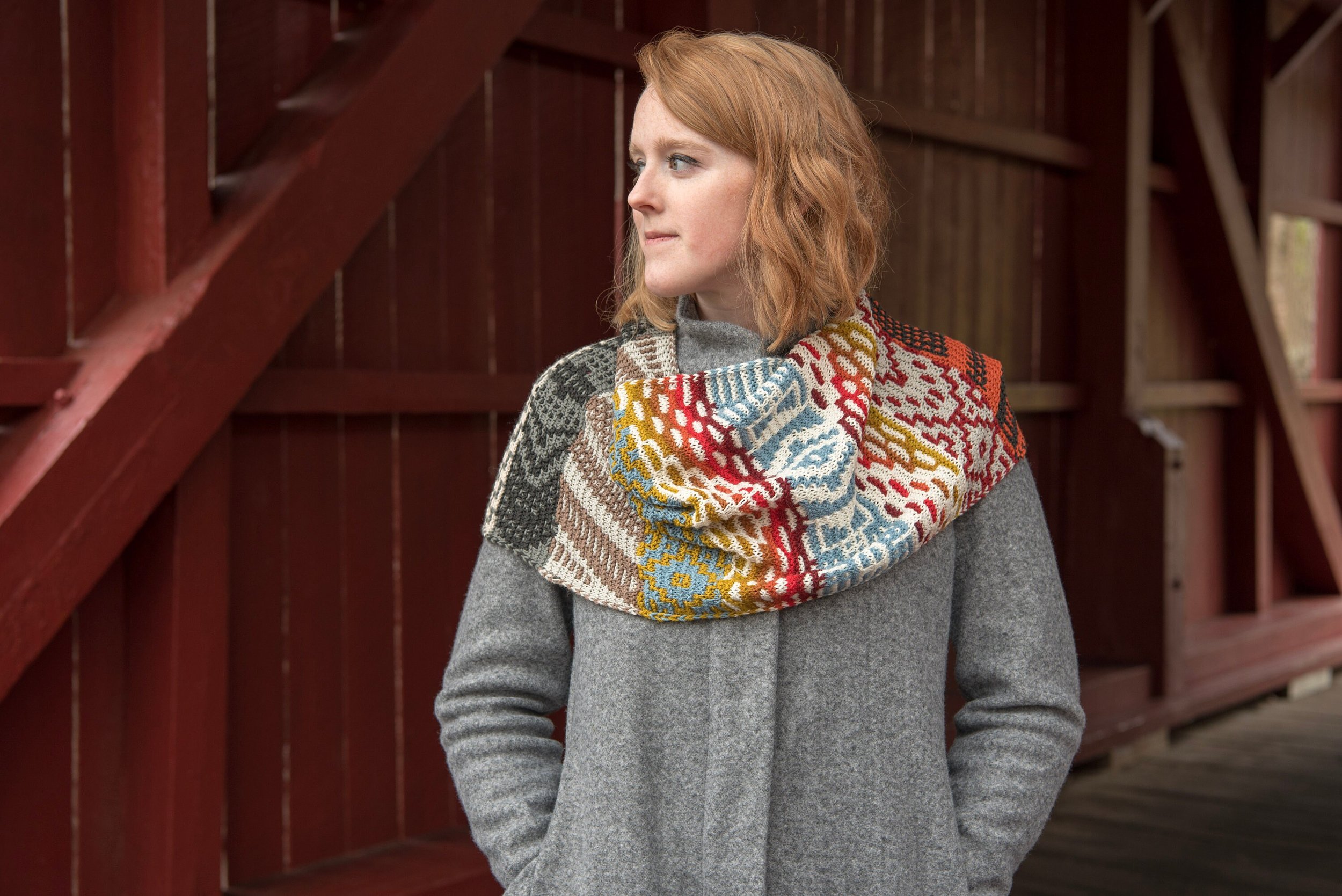 Hadotso Shawl Knitting Pattern - Slip Stitch Mosaic Design