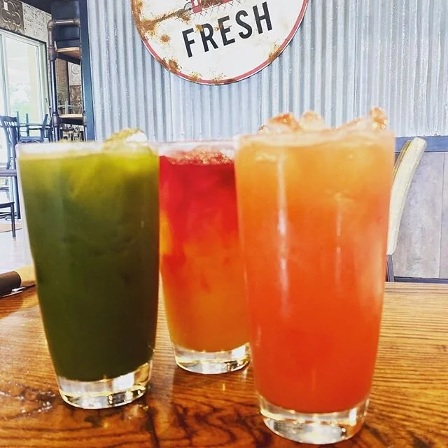 Fresh juice, fresh vibes 🍉☺️🍏 Nourishing body, mind and soul @first.watch couldn&rsquo;t resist trying all three.
.
.
#kaletonic #watermelonwakeup #morningmeditation #freshjuicelover #drinkfresh #nourishbodyandsoul #breakfast #pancakes #lemoncurdpa