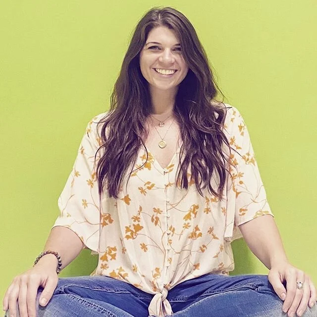 Here I am, sunshineee ☀️
Signed, sealed, delivered
I&rsquo;m yours 💚

#balancewithbrigid #sunshinestateofmind #summertime #feelingoodashell #smile #meditation #takeaseat #takeabreath #grateful #signedsealeddelivered #steviewonder #sunshine #yogaever