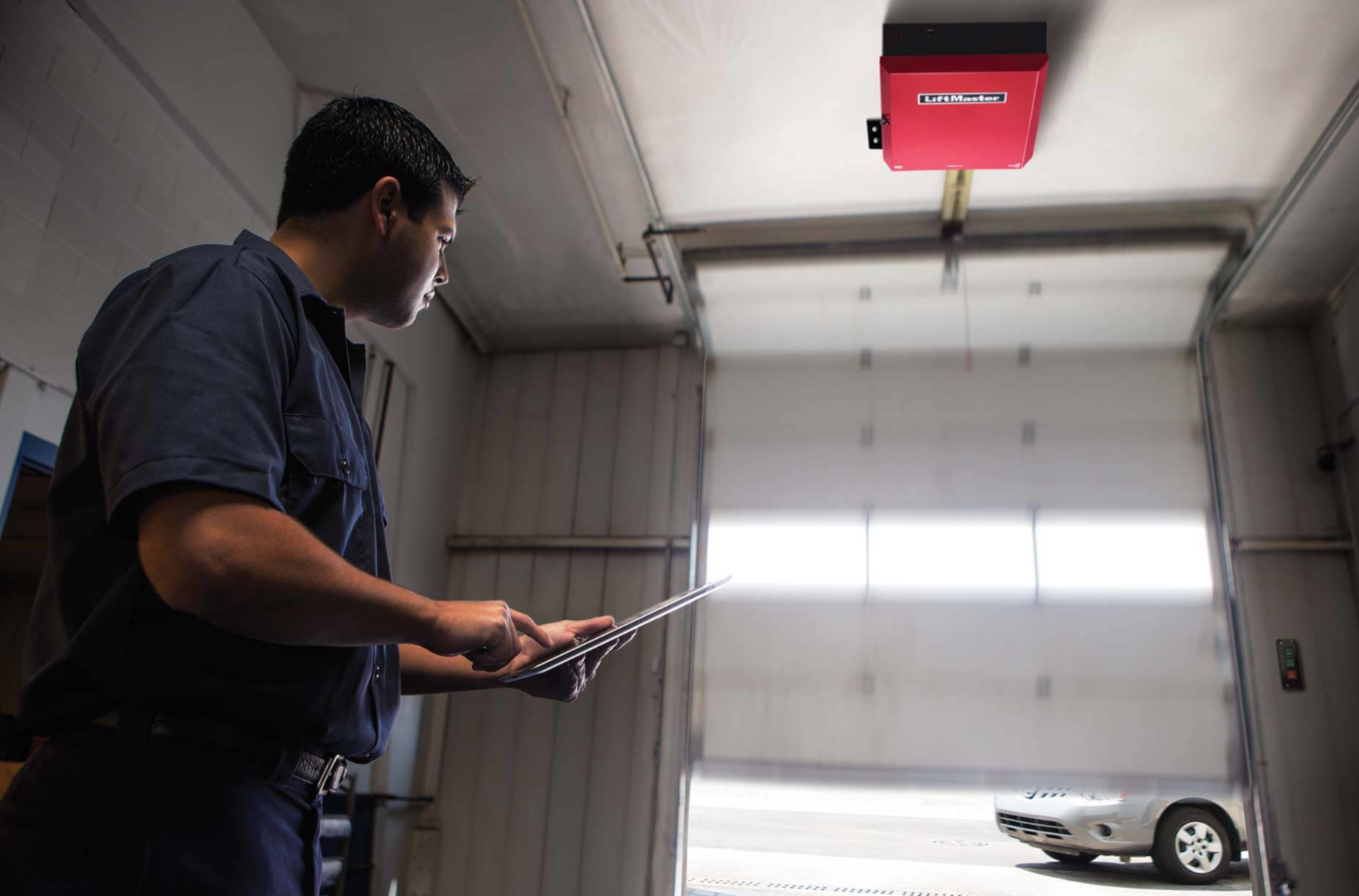 AUTO SERVICE LiftMaster understands your primary concern is to provide the highest level of customer service.