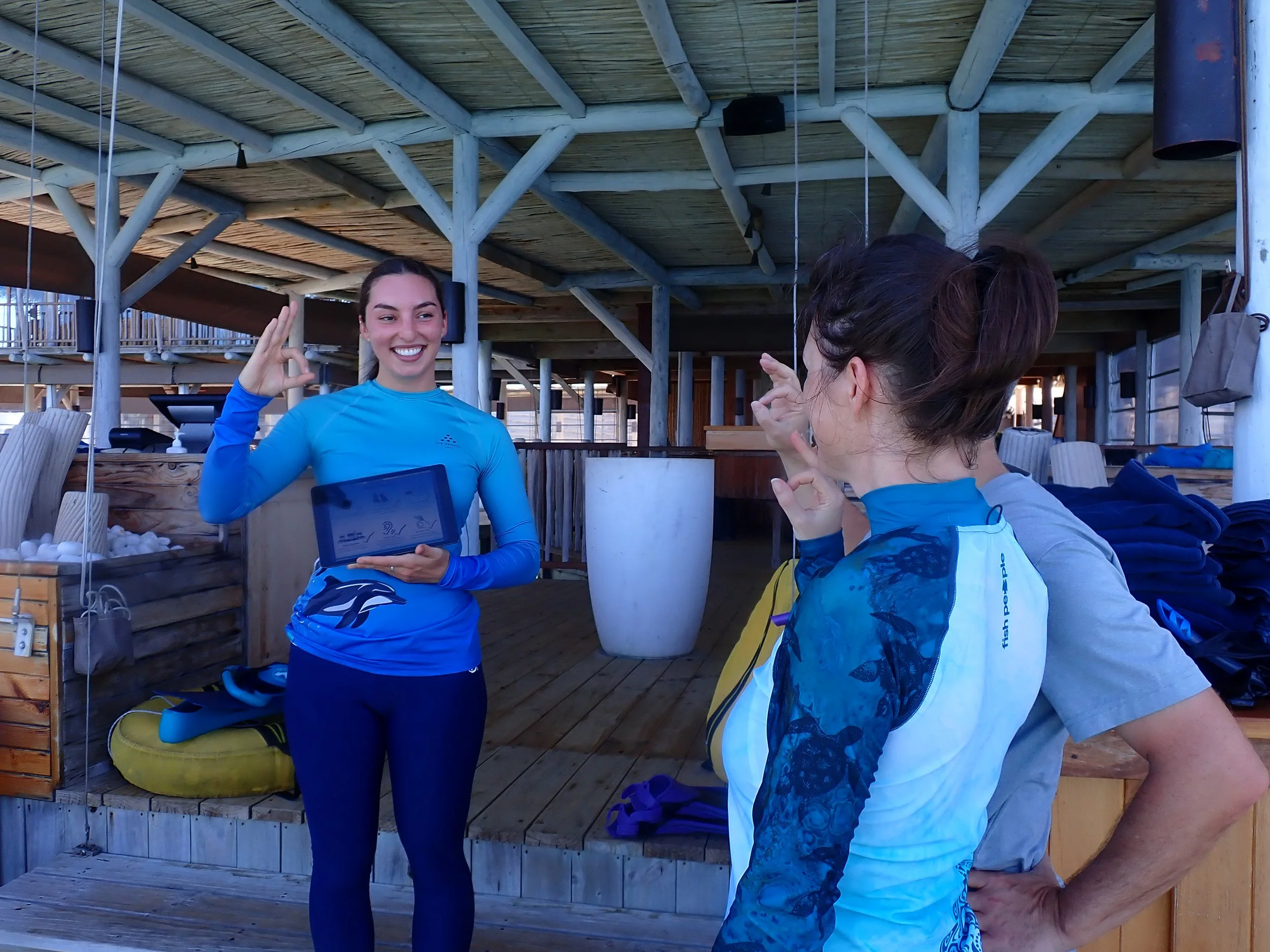 A DAY IN THE LIFE OF A MARINE BIOLOGIST - TALIA - MUI INTERN