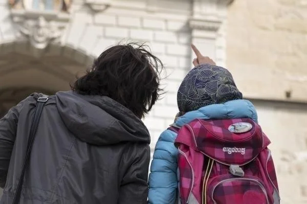 Ausgeschaffte Dana (12) friert nun in löchrigem Zelt