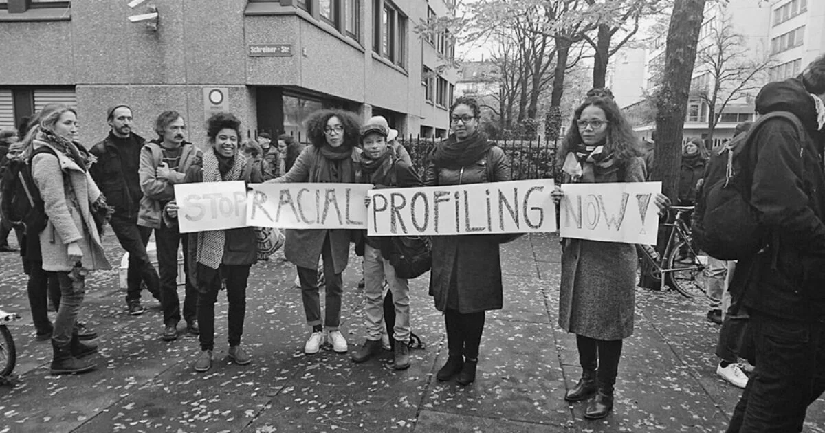 Stop dem Racial Profiling in der Schweiz
