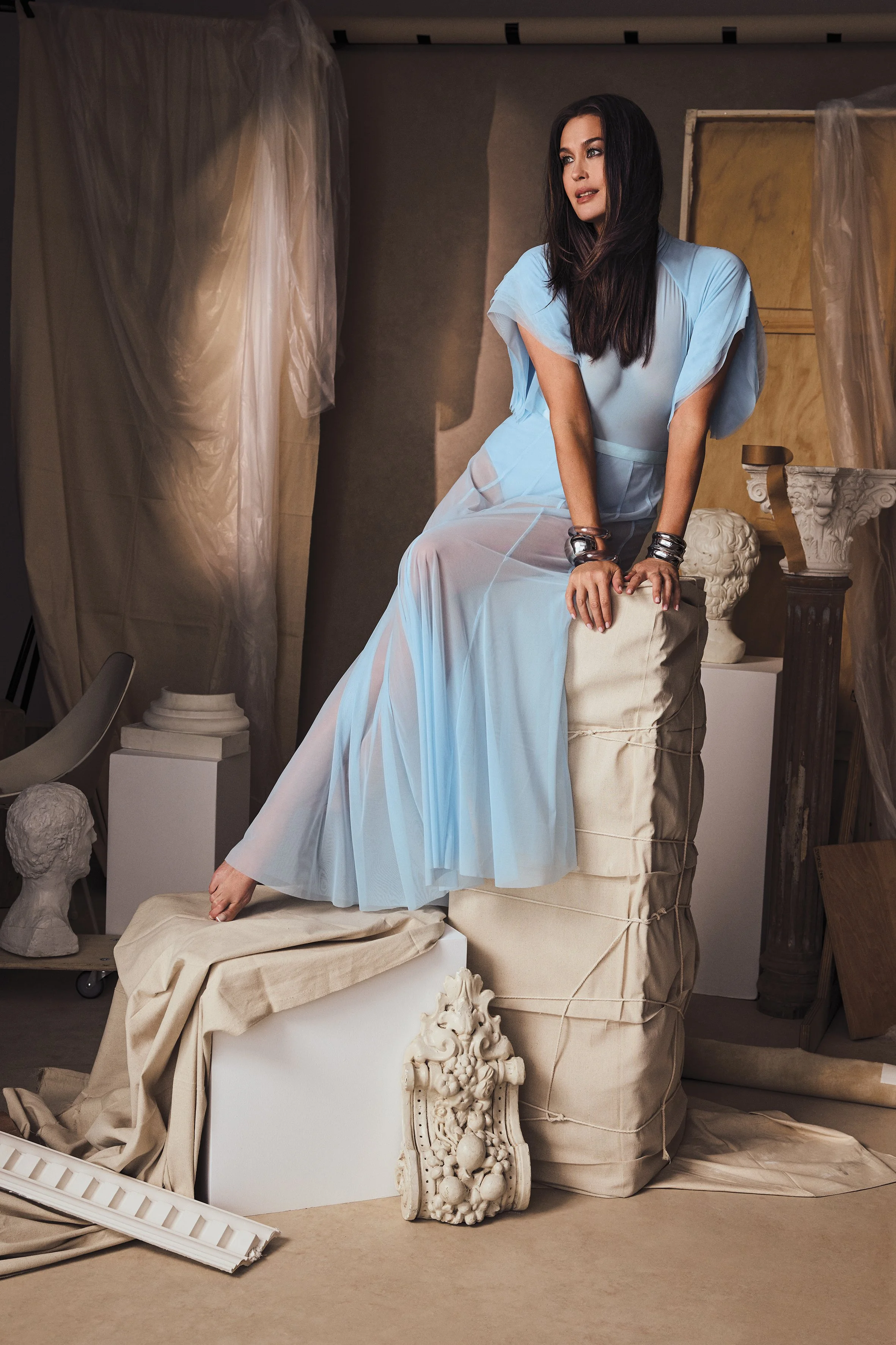 STELLAR_10NOV24_MEGAN_GALE1_PHOTOGRAPHER_STEVEN_CHEE_SOCIAL.jpg