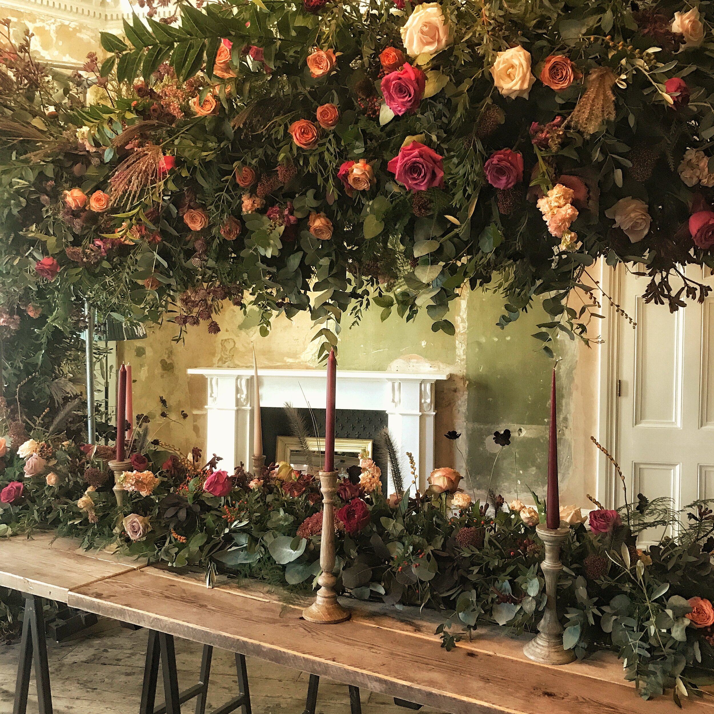 Large Table-Scape Design