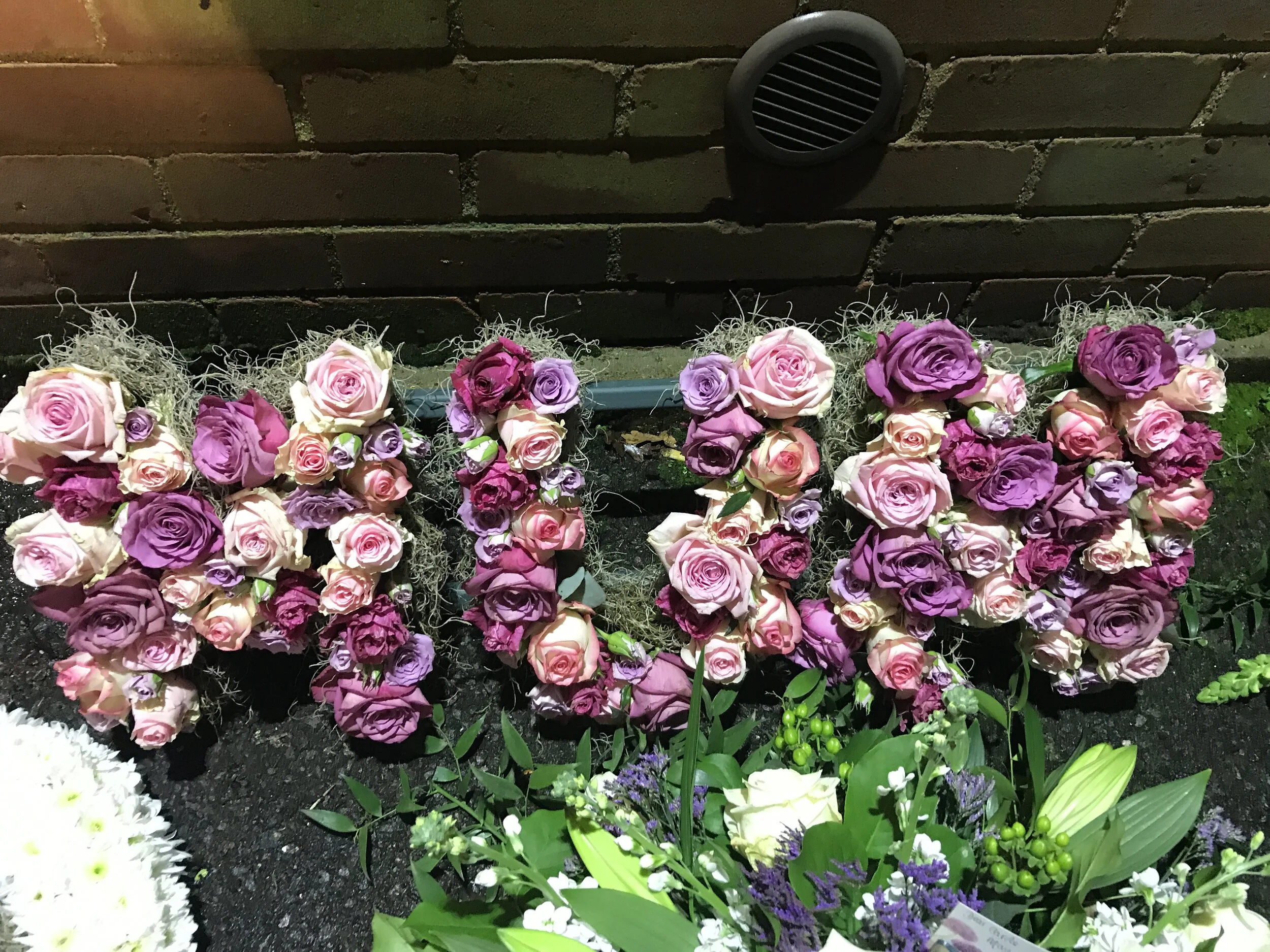  Mixed Rose ‘MUM’ Arrangement 