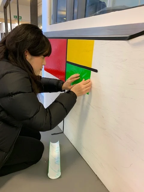 Finishing the outside of the vitrine’s design elements