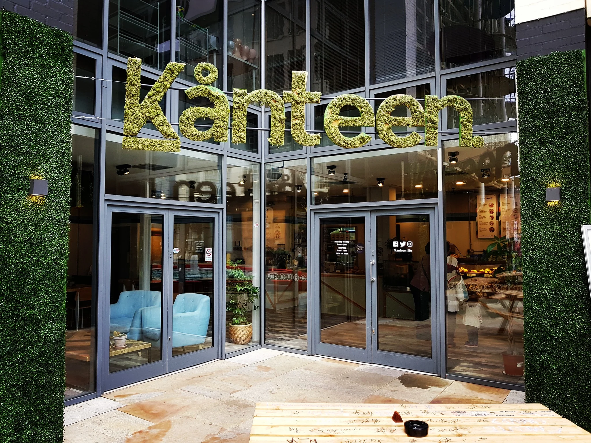 Commercial window cleaning for Kånteen.jpg