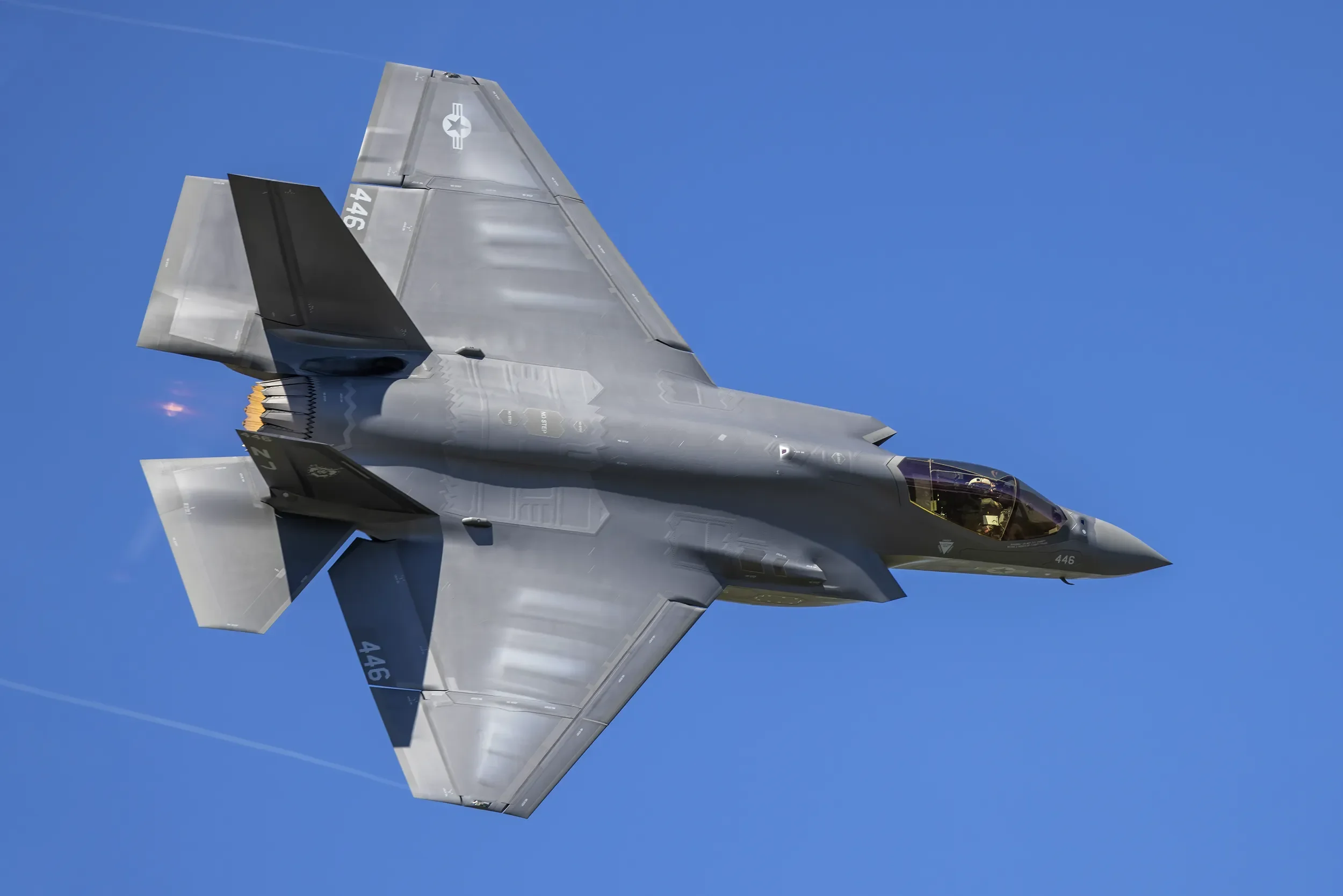 TP211493 F-35C 811.webp