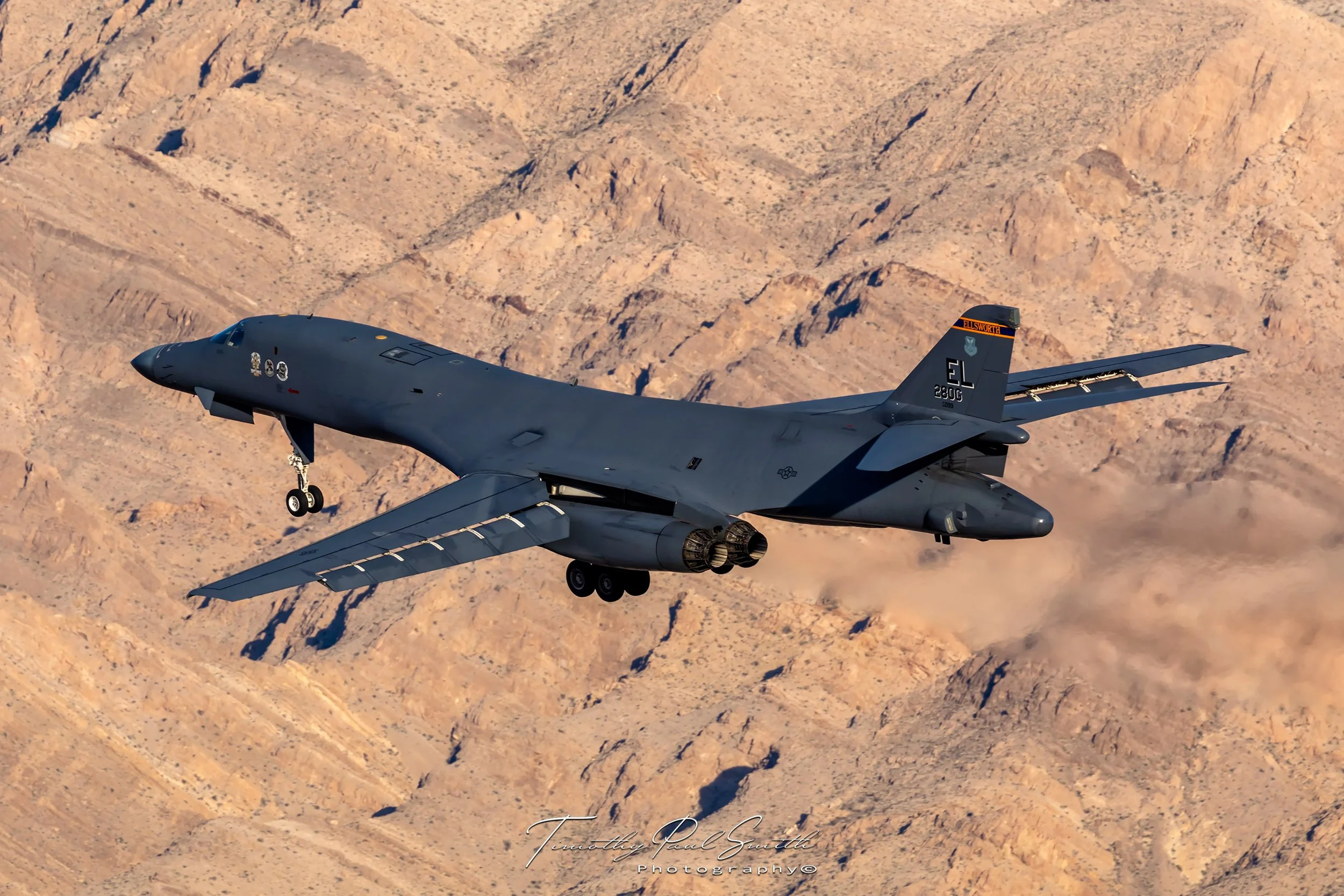 rockwell-b-1b-lancer-37th-bomb-squadron-nellis-afb-2020.jpg