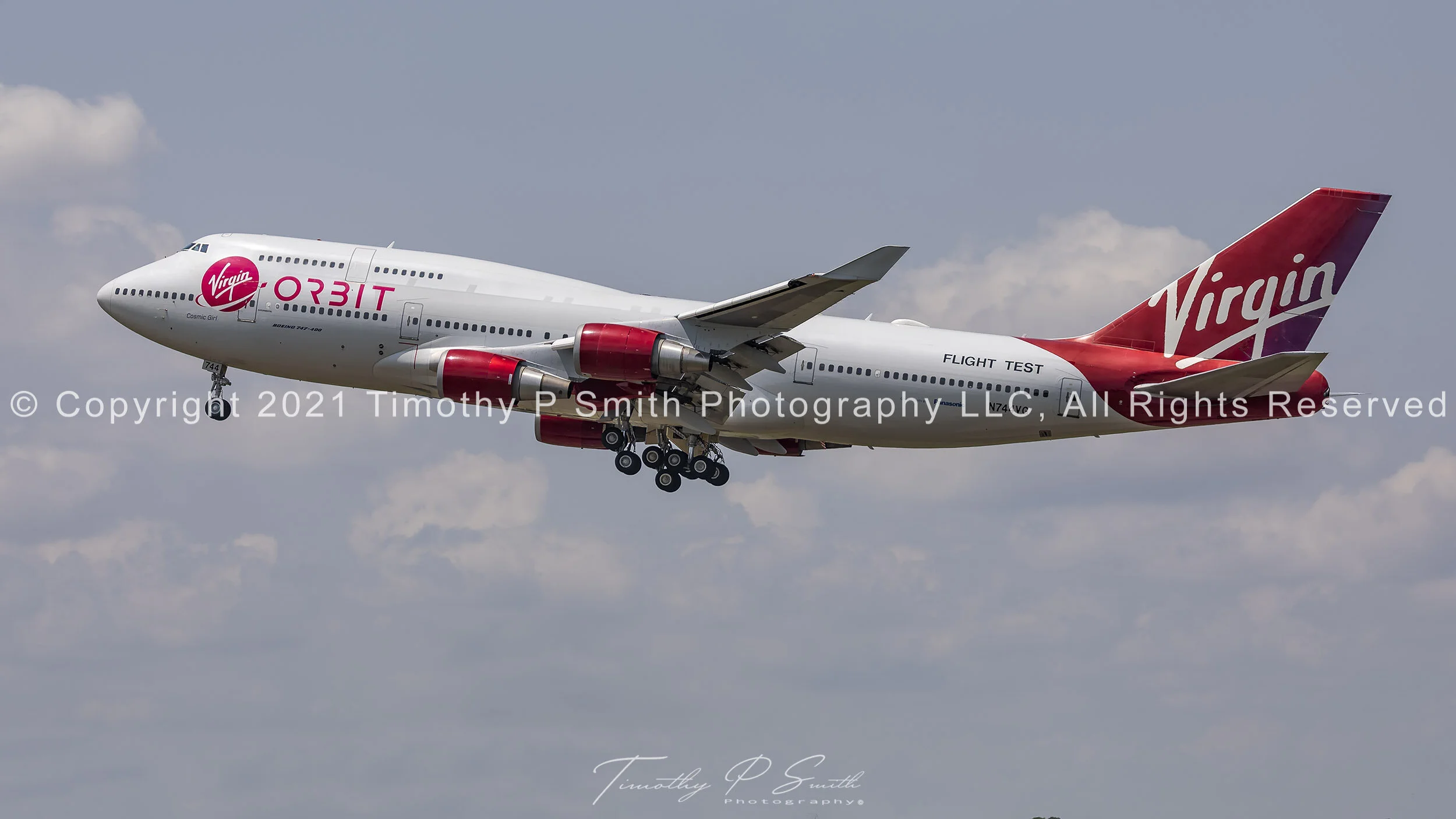 Boeing 747 Cosmic Girl
