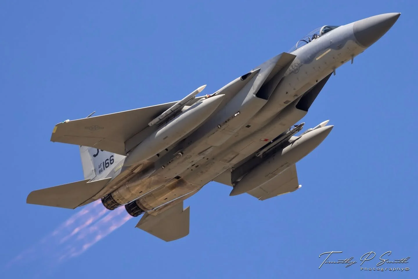 ⠀⠀⠀⠀⠀⠀⠀⠀
Voodoo 2 in Afterburner

Lt. Jacob &ldquo;Smoke&rdquo; Sloan from the Louisiana Air National Guard&rsquo;s 159th Fighter Wing with the spicy Eagle Afterburners! Anytime the &ldquo;Bayou Militia&rdquo; shows up for an airshow, it is a party! 