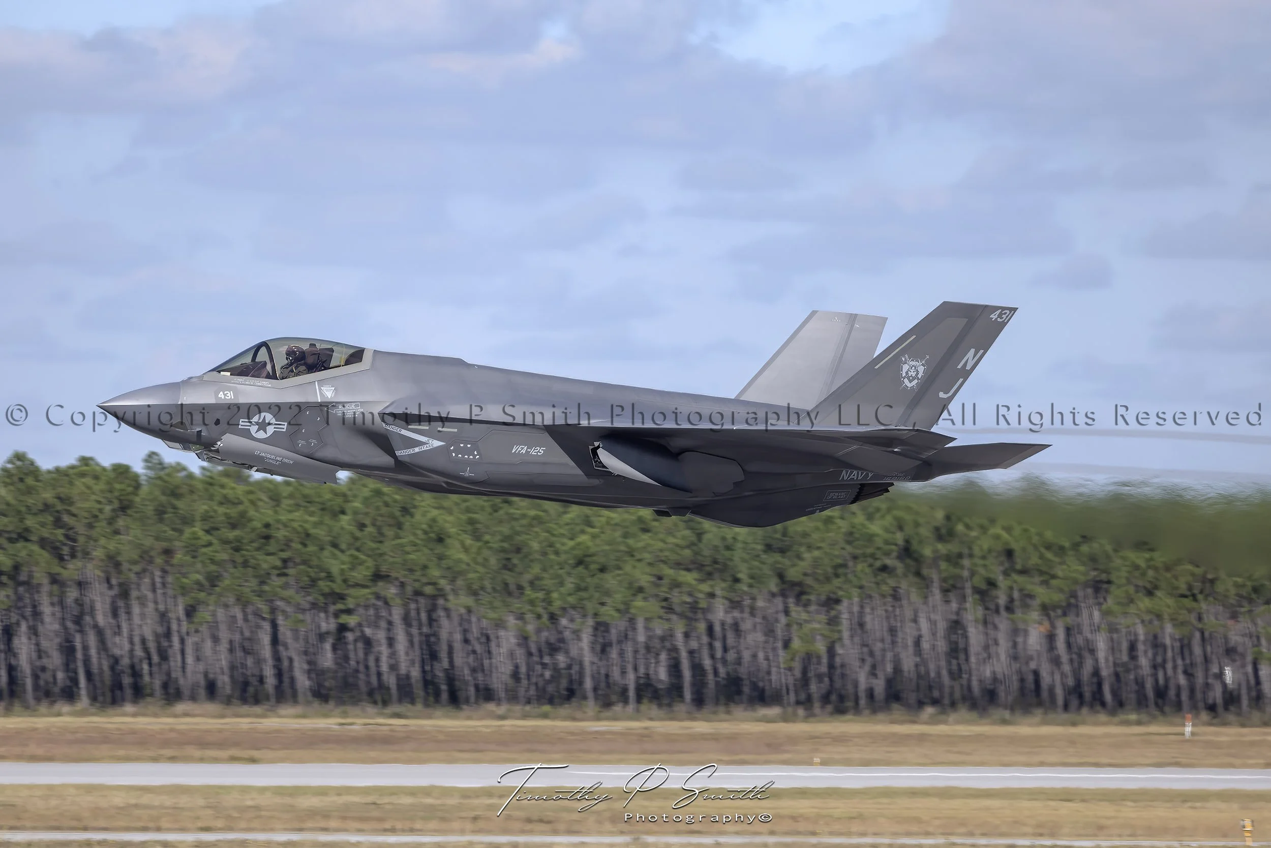us_navy_F-35C.jpg