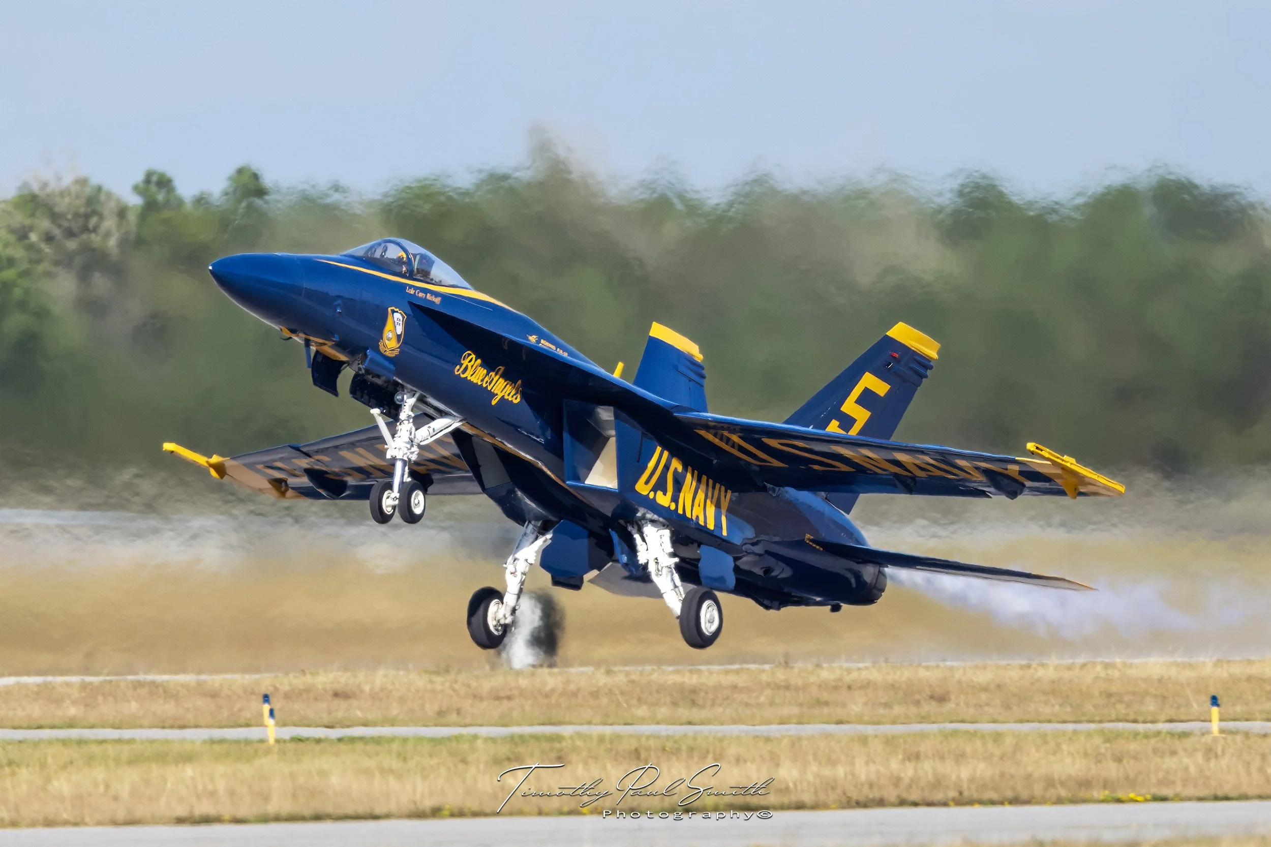 us-navy-blue-angels-solus-5-f-18-nas-pensacola-homecoming-airshow-2022..jpg