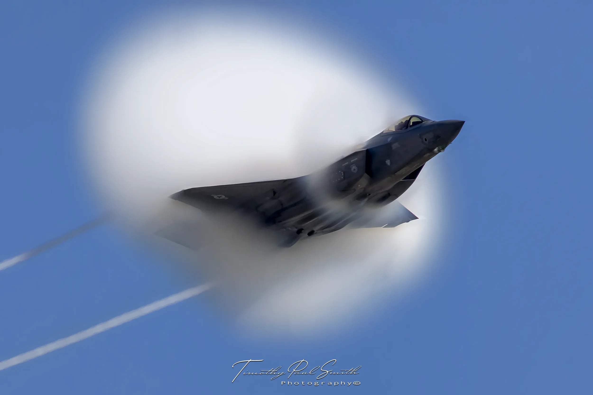 lockheed-martin-usaf-f35a-lightning-ii-vapor-woh-2019.webp