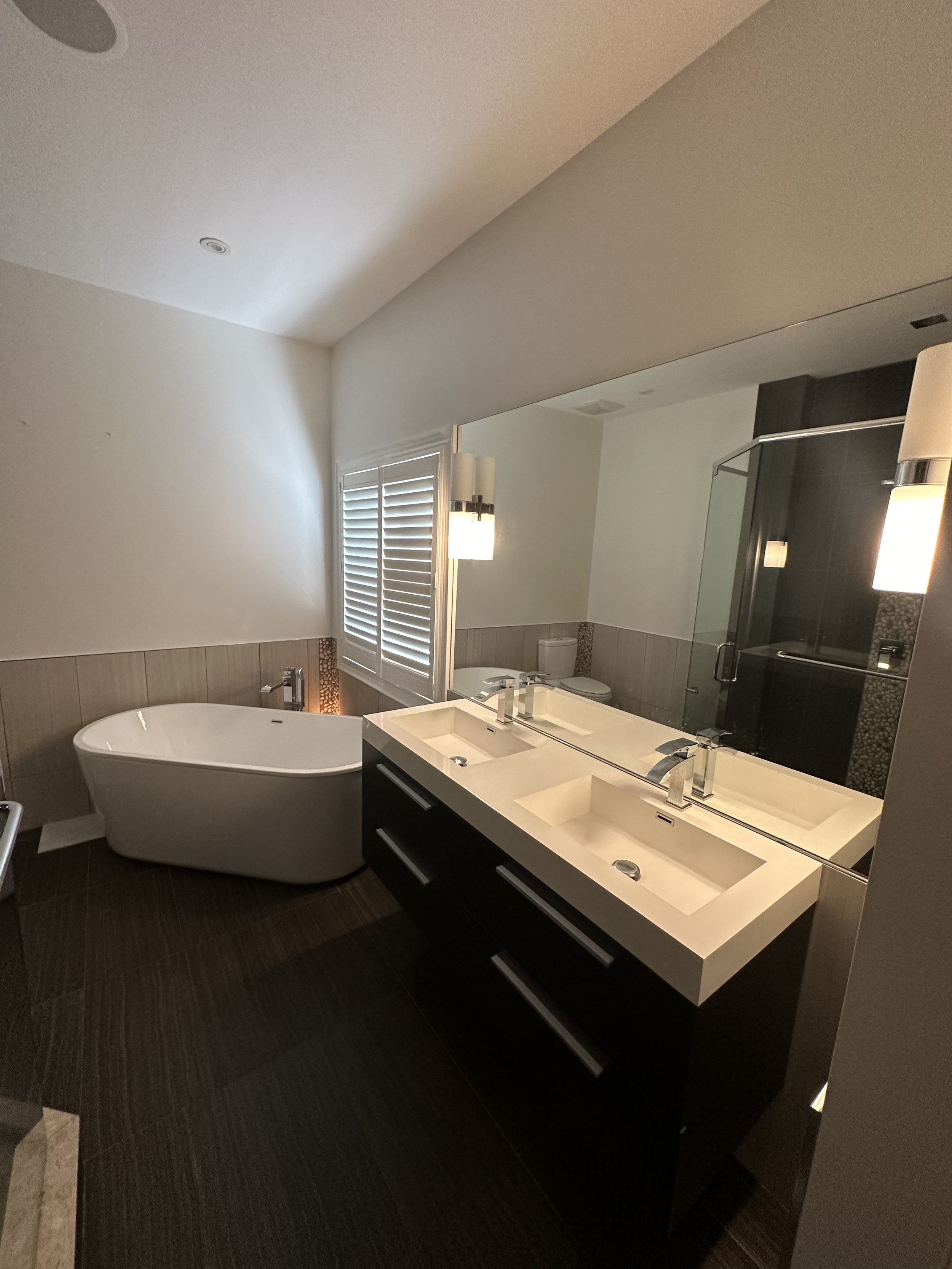 bathroom renovation before