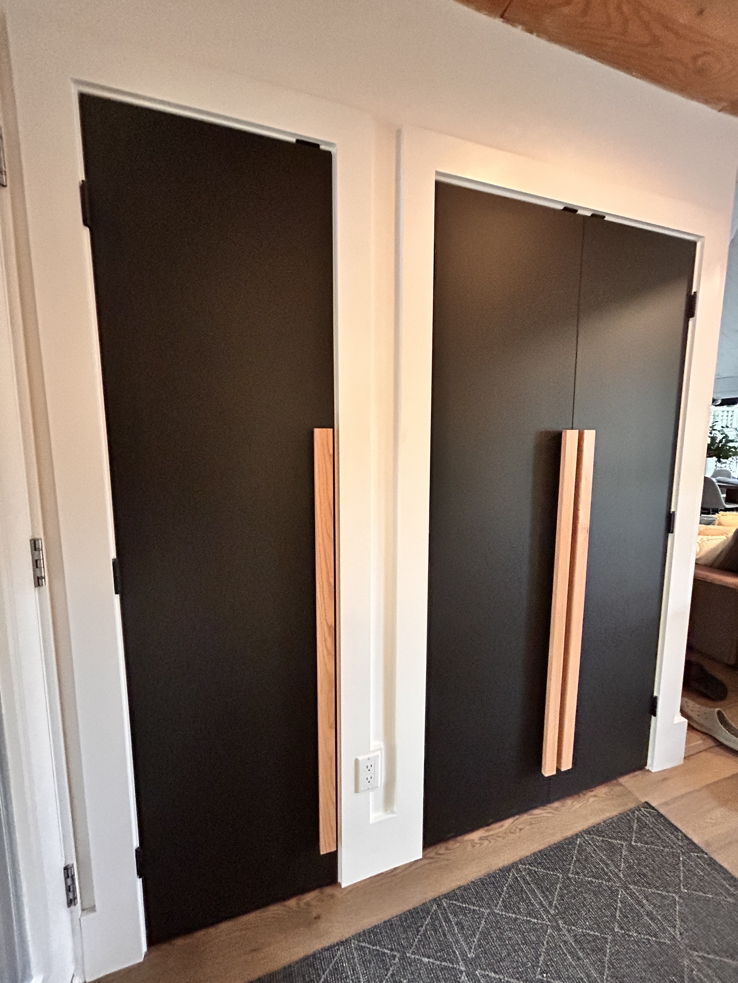 Custom closet by go hard corporation
