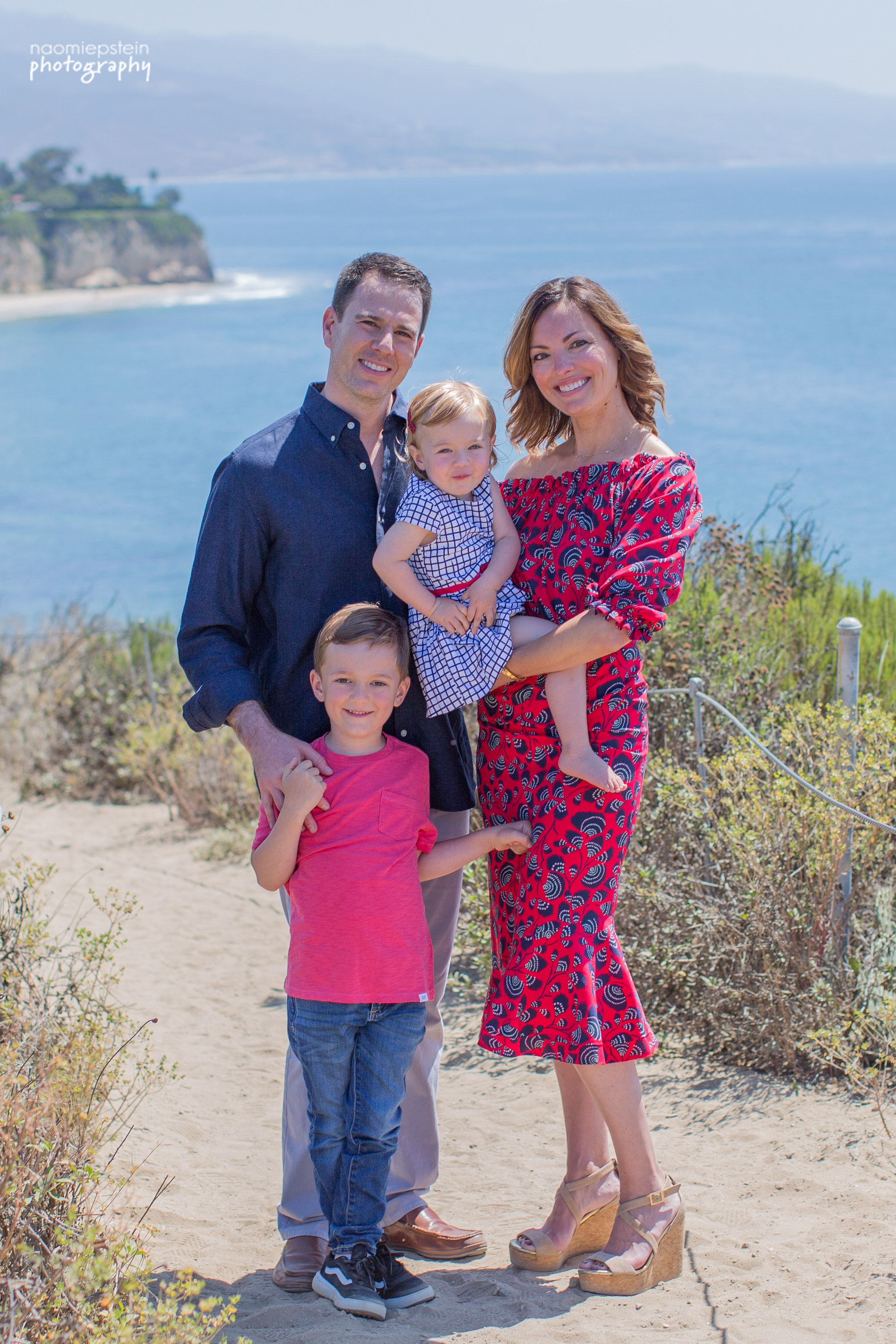 Santa_Monica_Family_Photographer.jpg