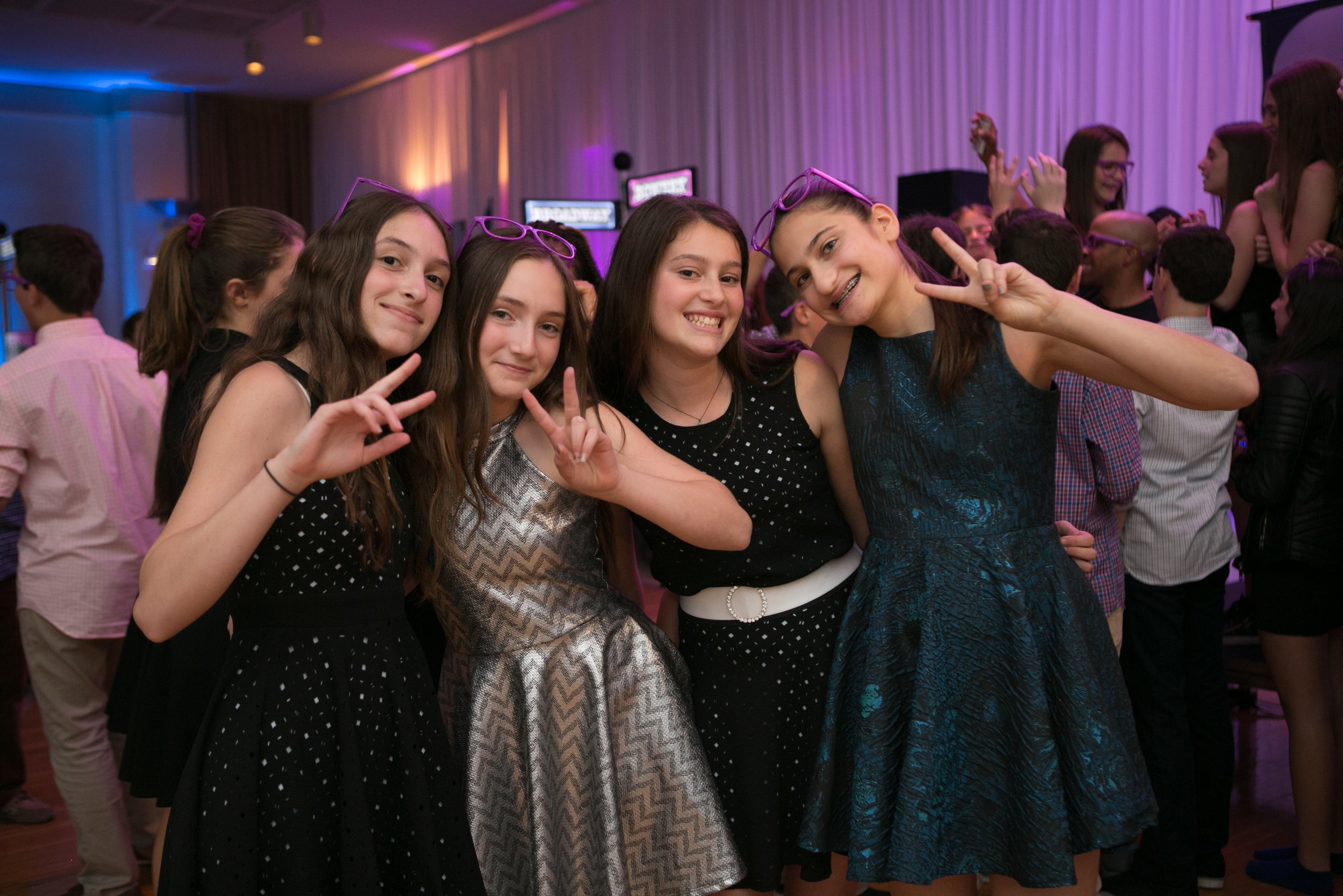 North_Shore_Congregation_Mitzvah_Photographer.10.jpg