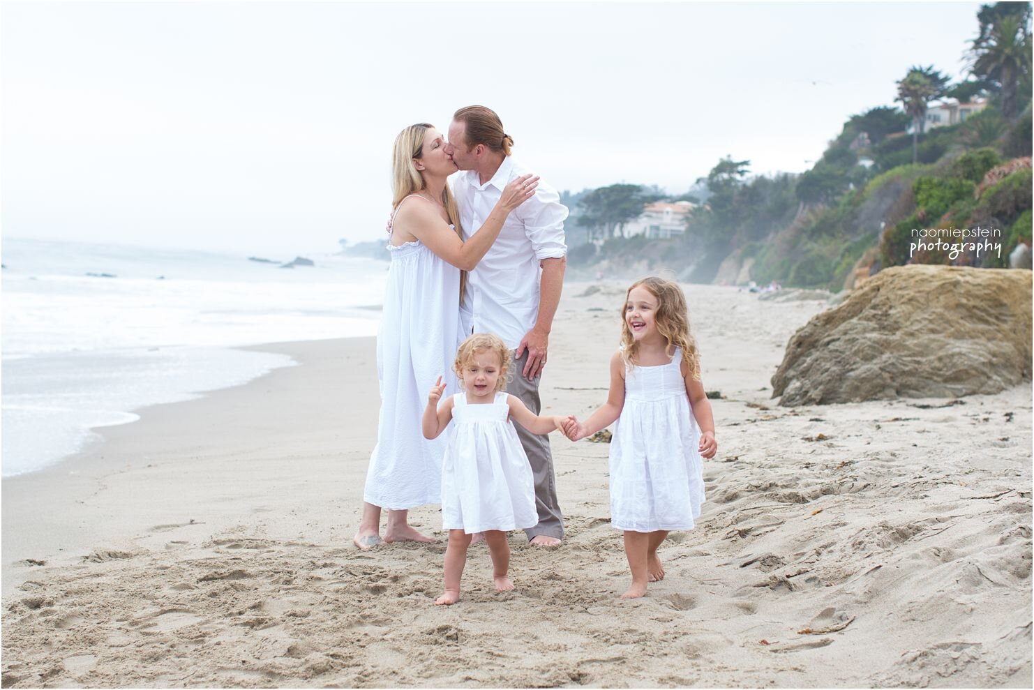 Broad_Beach_Family_Photographer_0068.jpg