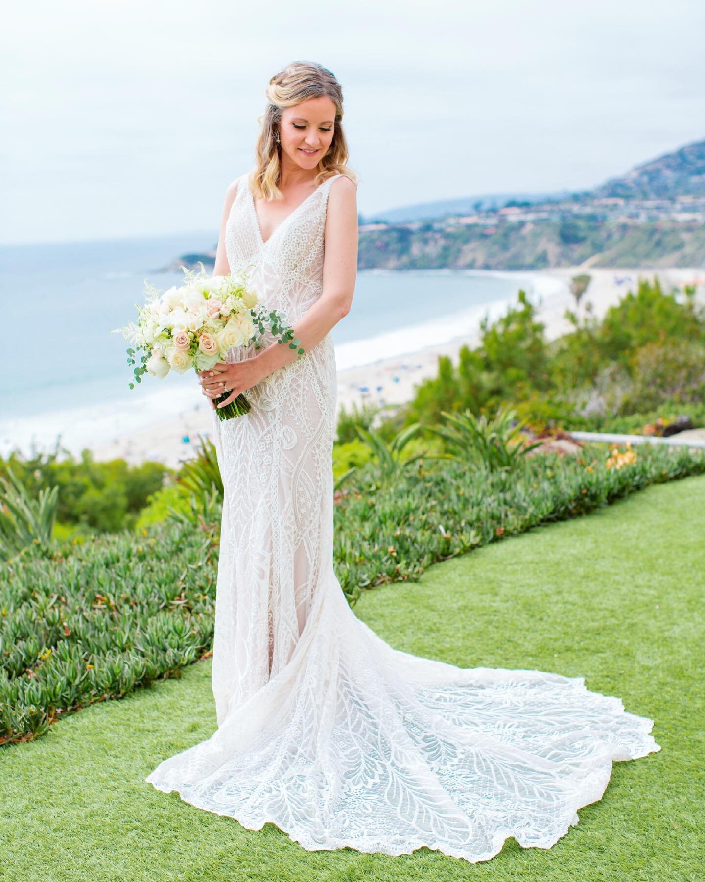 Loved photographing our bride at the @ritzcarltonlagunaniguel coastal line with such amazing views of the mountains and beach front!