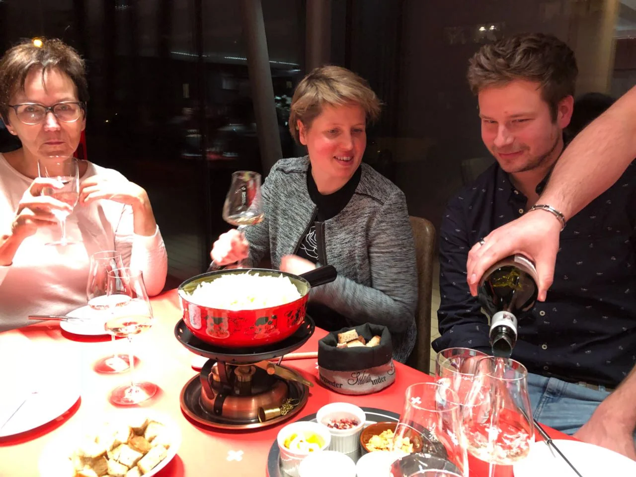 Cecile.wine nieuws DipWSET Kaufman wijn en kaasfondue