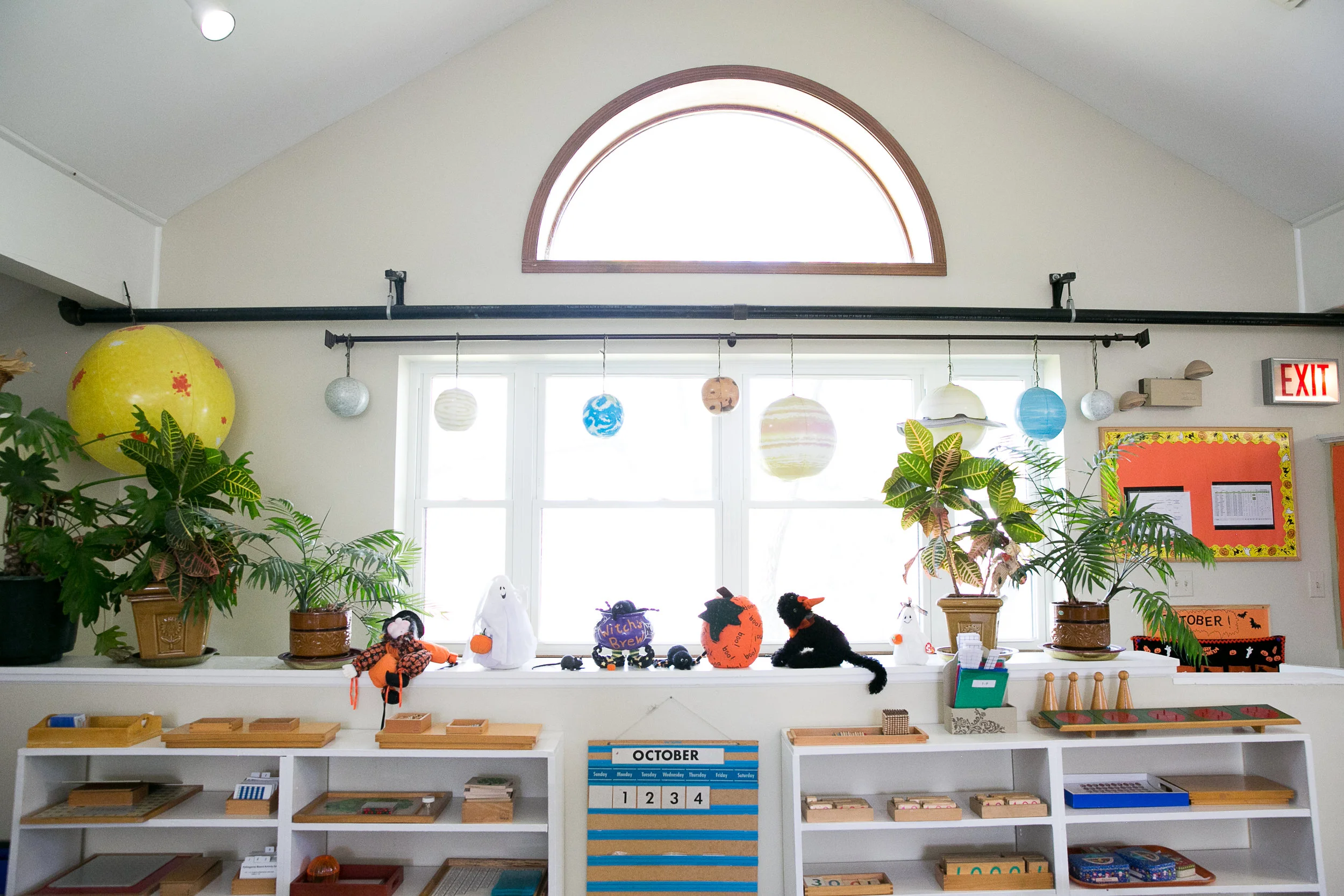 Rosehill_Montessori_Preschool_Kindergarten_classroom_classmates_upstairs_Curriculum_program_overview.jpg