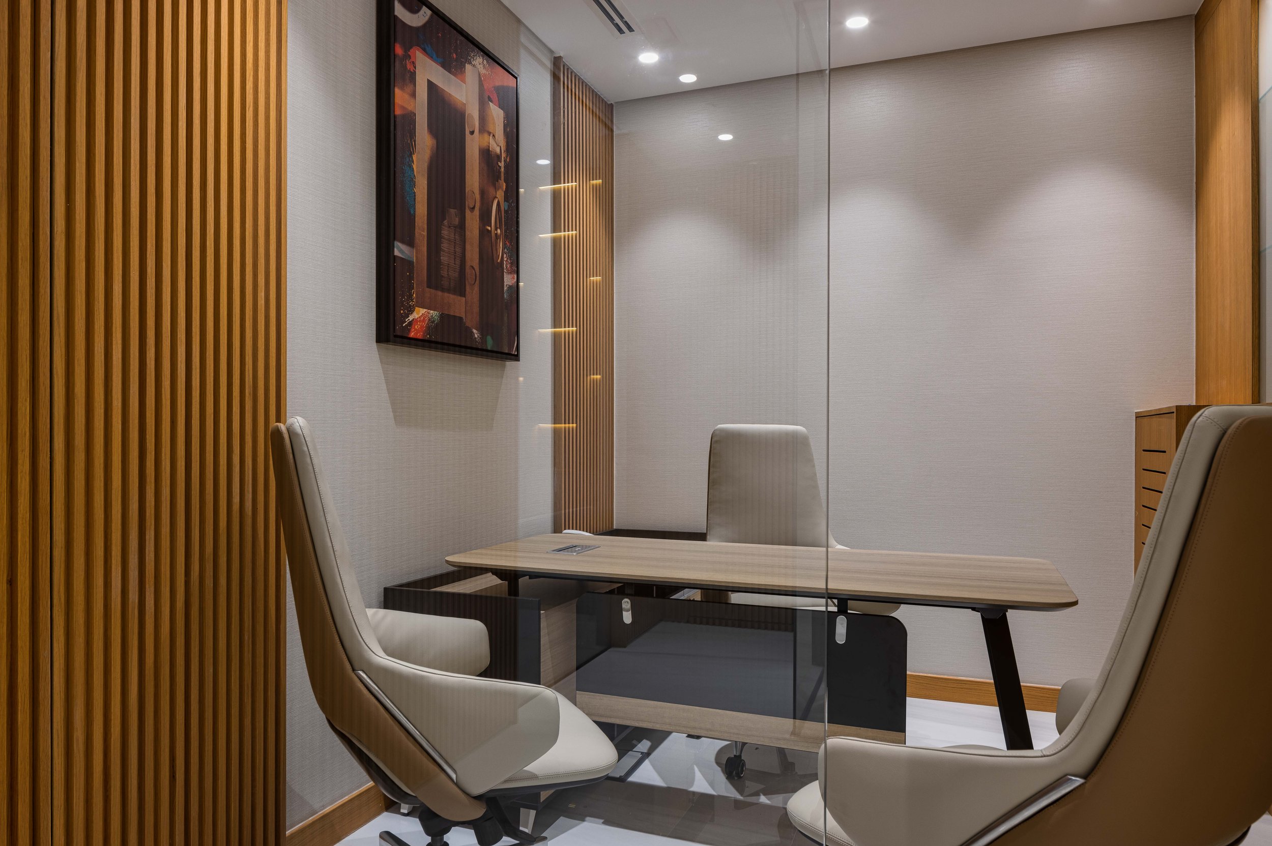 OFFICE 405-11.jpg