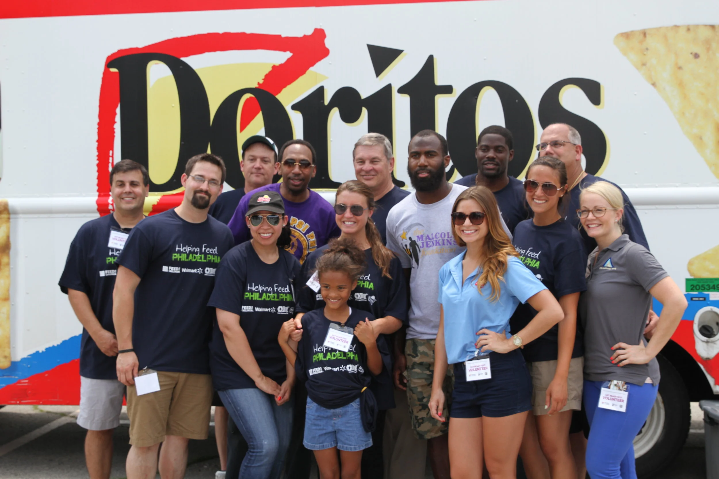 The Malcolm Jenkins Foundation, Omega Psi Phi, and Feed the Children Help 800 Families at Philly’s “Get Ready Fest™”