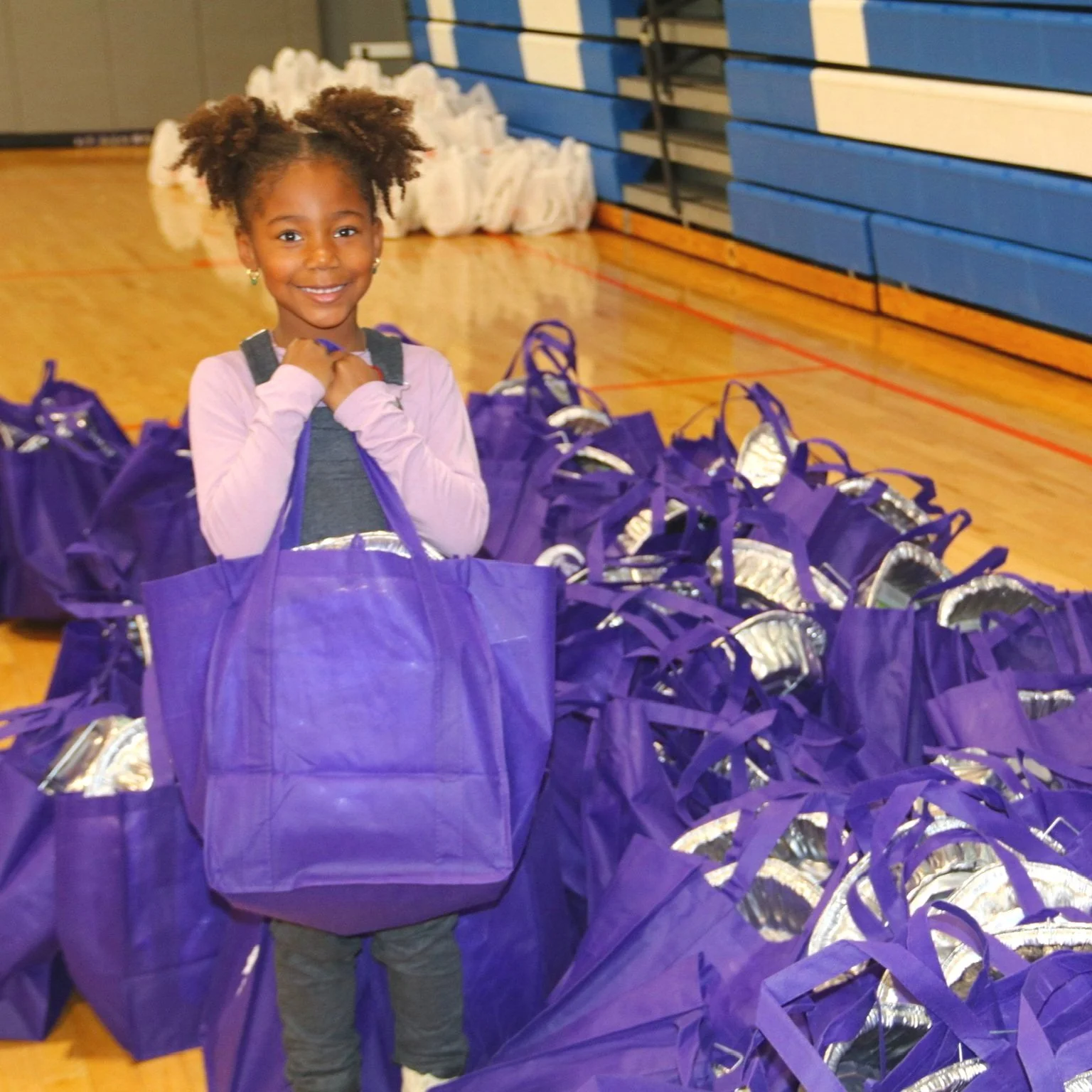 Spreading Joy and Support: The Malcolm Jenkins Foundation’s Holiday Dinner Basket Surprise in Newark, NJ
