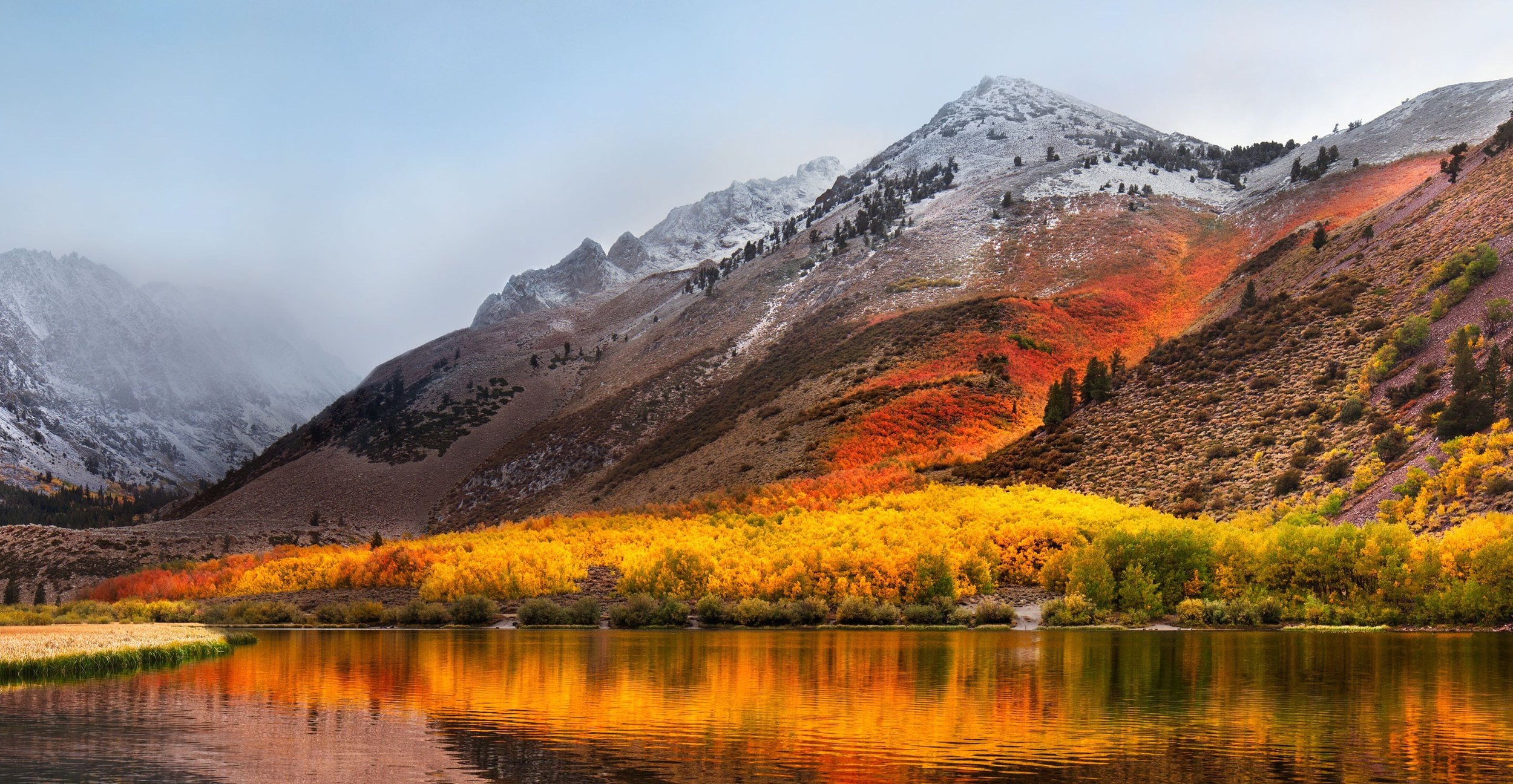 Mac OS High Sierra Wallpaper (2880 × 1494)