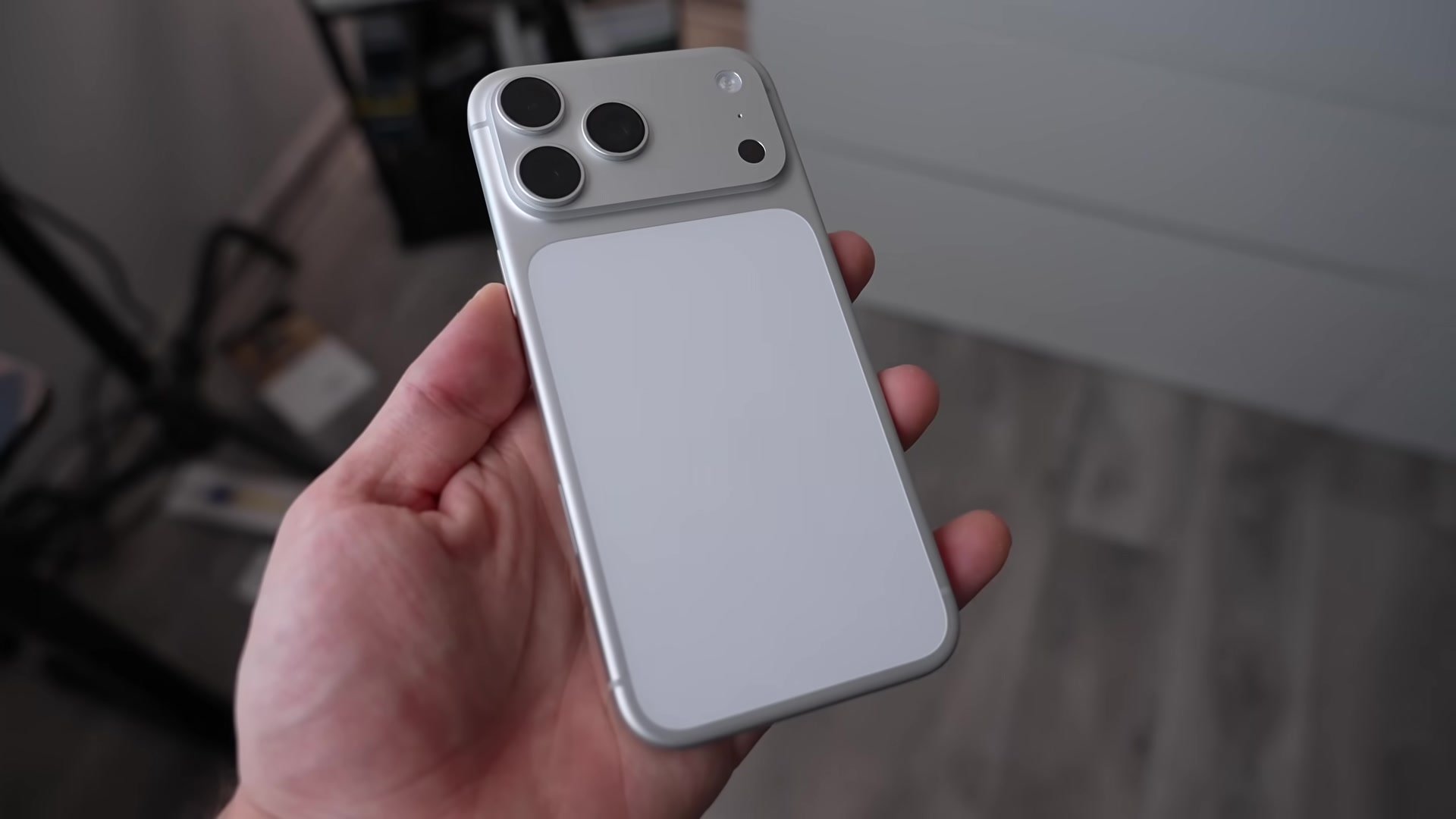 It Surprised Me! Silver iPhone 17 Pro Unboxing &amp; Impressions!