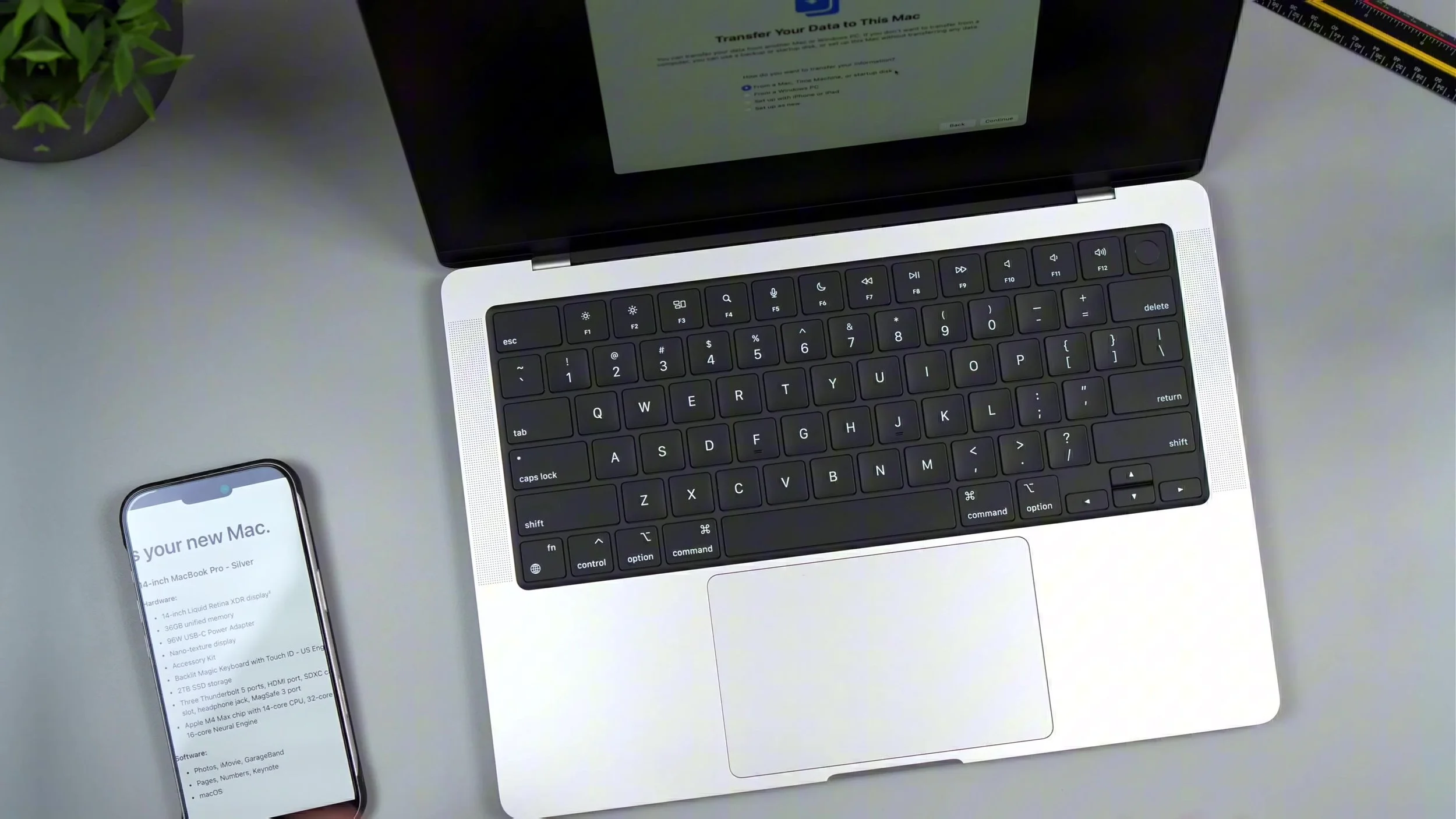 I Finally Upgraded My M1 MacBook Pro! Here’s My New Desk Setup!