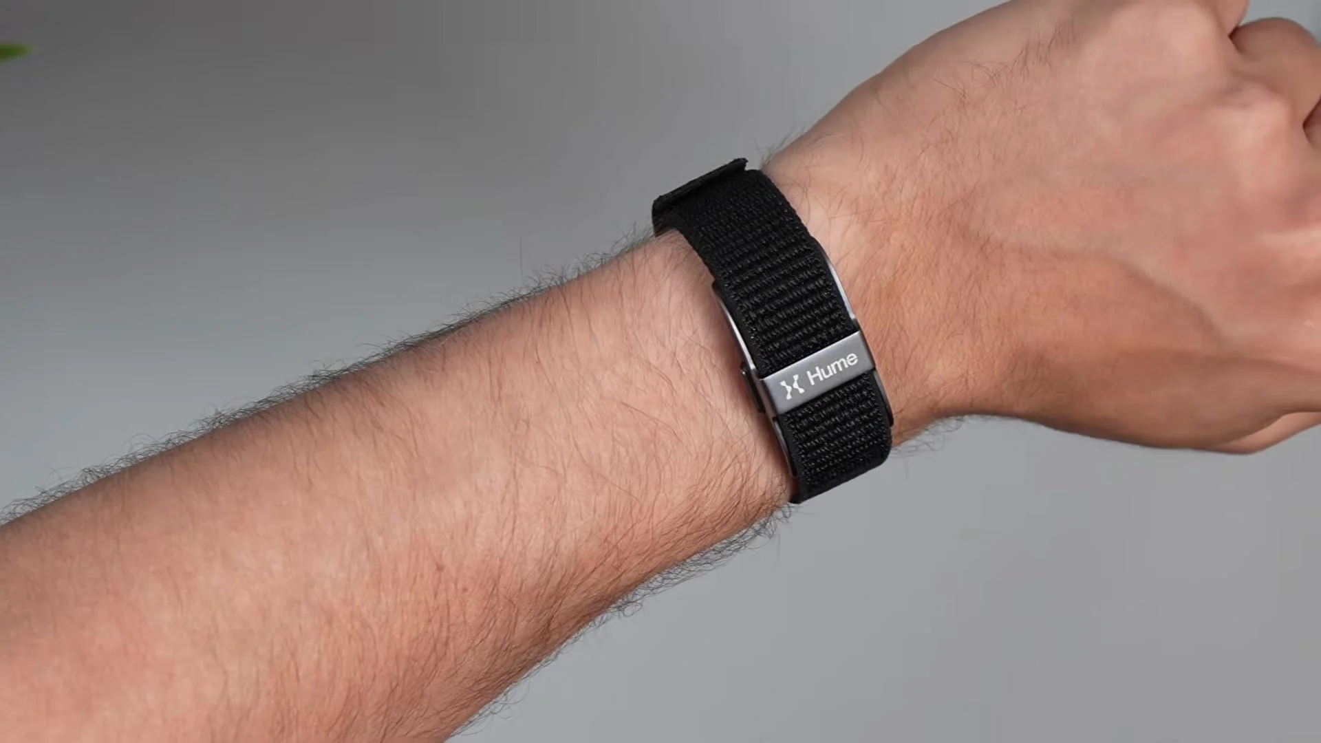I Ditched My Smartwatch for This… (Hume Health Band)