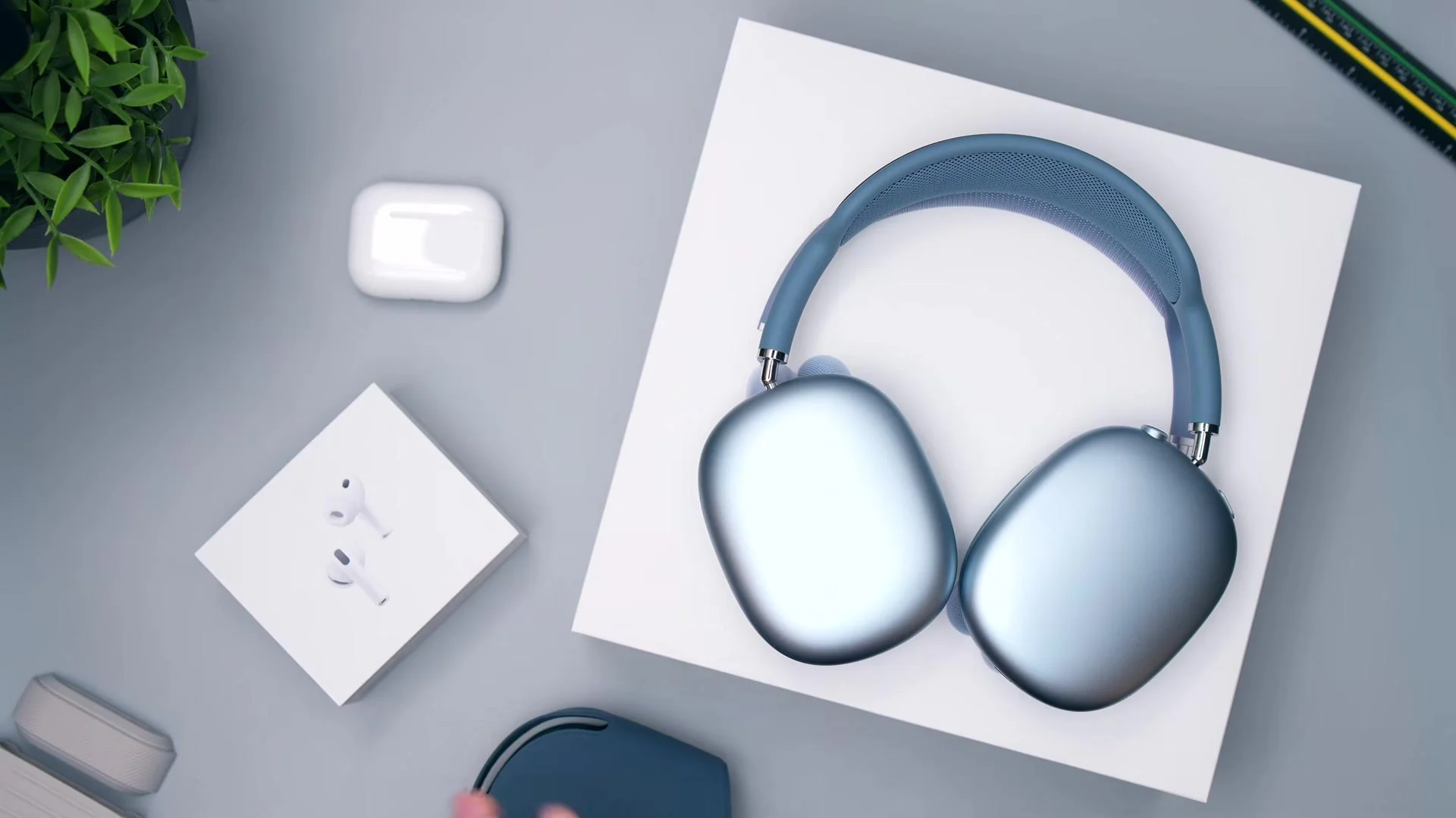 The Max Are Hard to Justify... AirPods Pro 3 vs AirPods Max 2