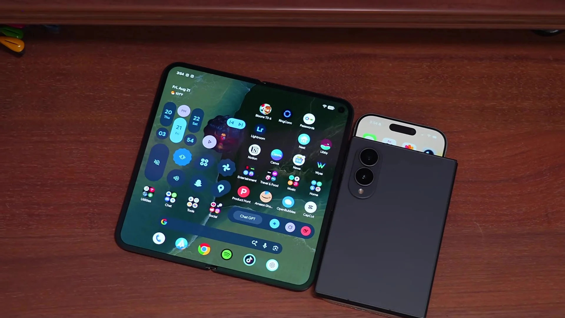 Phones are Cool Again! Galaxy Z Fold 8 First Impressions