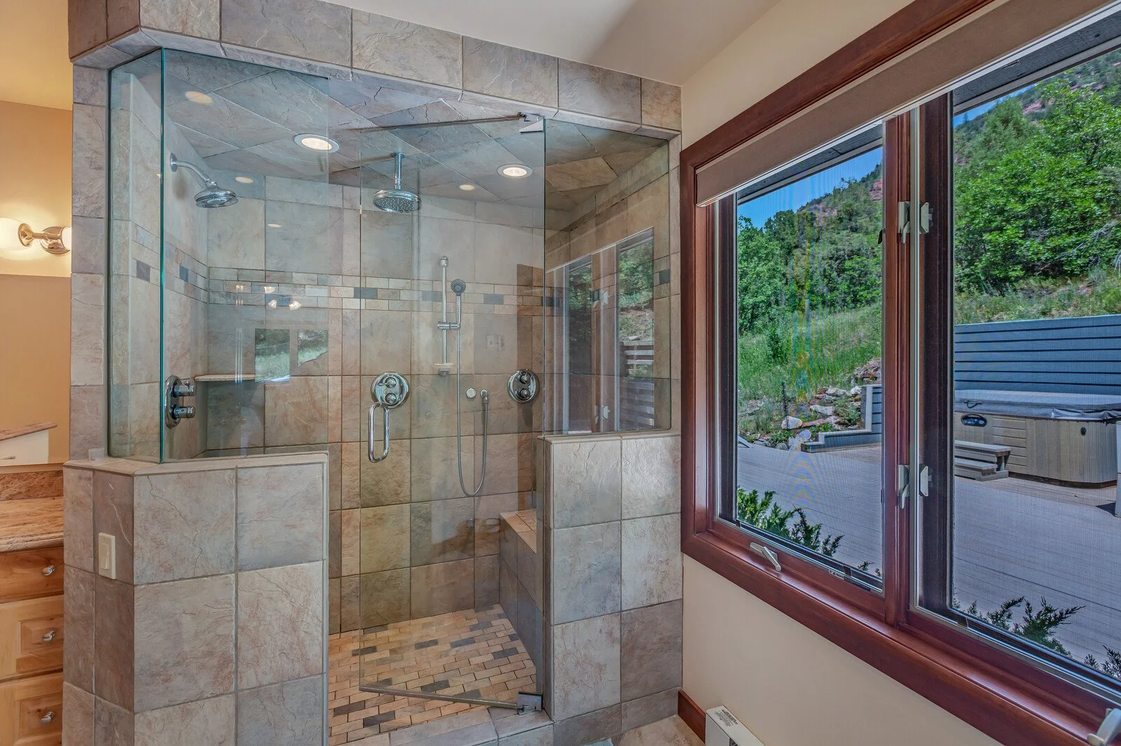 34_34_377_Crystal_Ln_Carbondale_81623023_mls.jpg