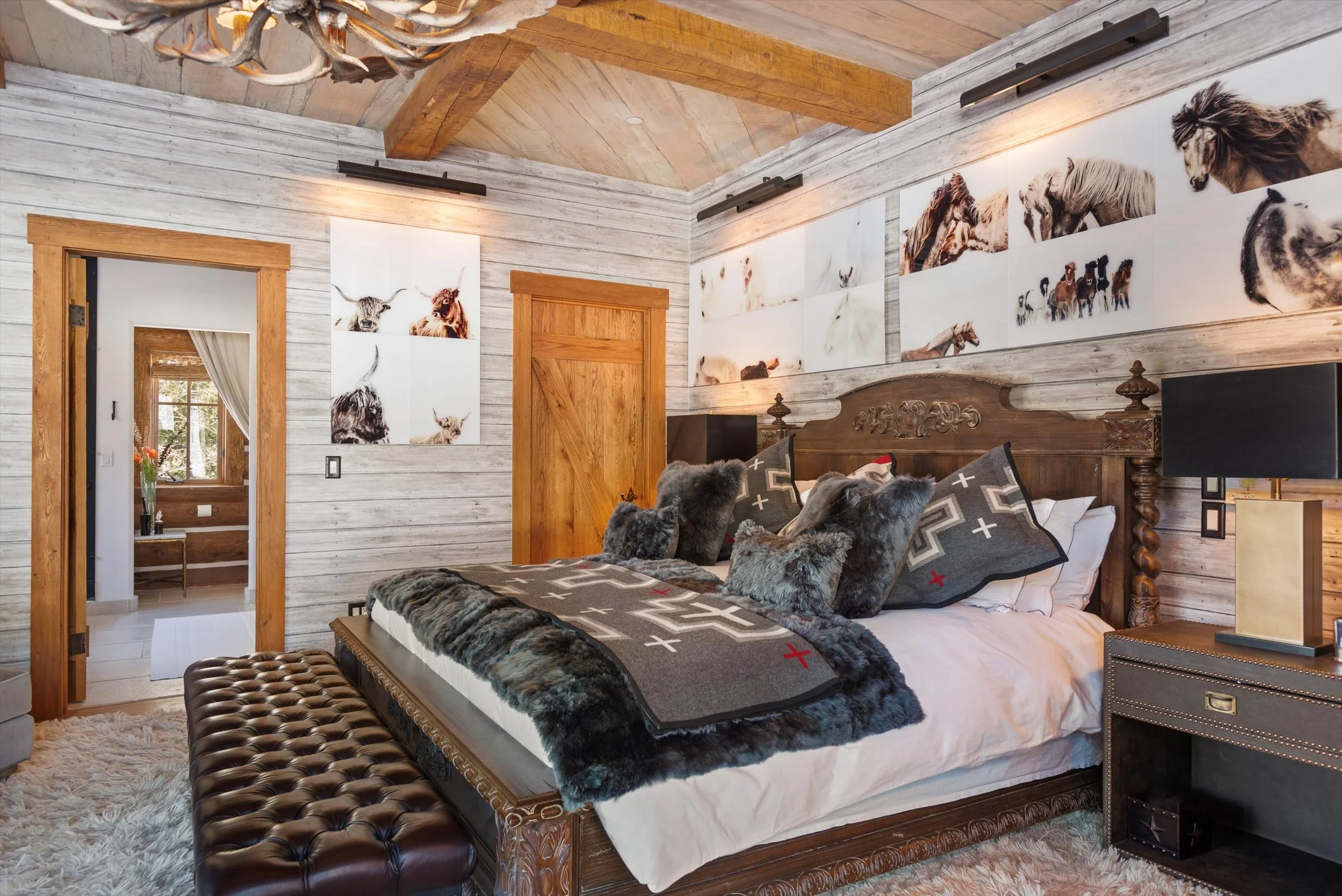 107-022-6855CapitolCrRd_250115022 copy.jpg