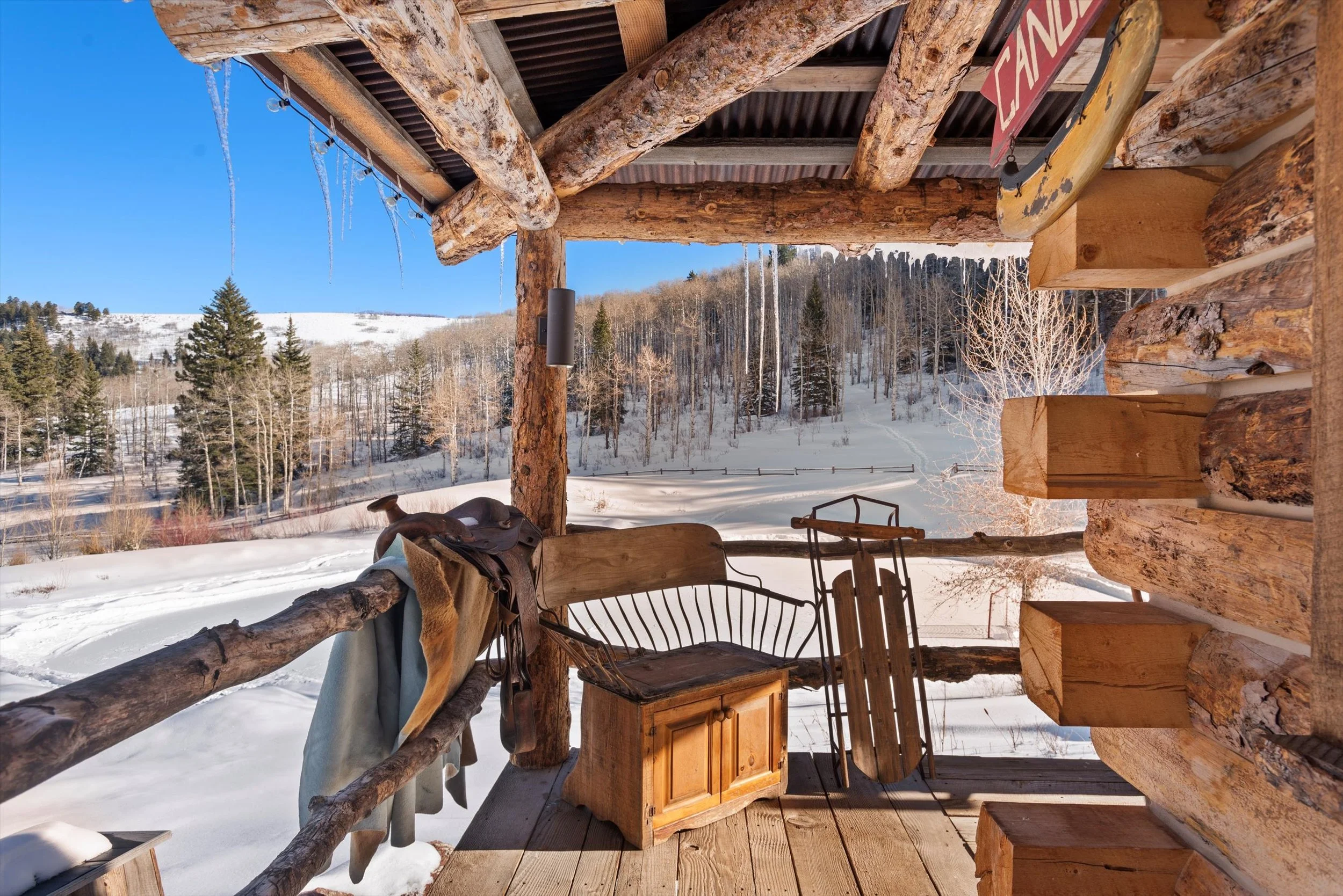 147-065-6855CapitolCrRd_250115065 copy.jpg