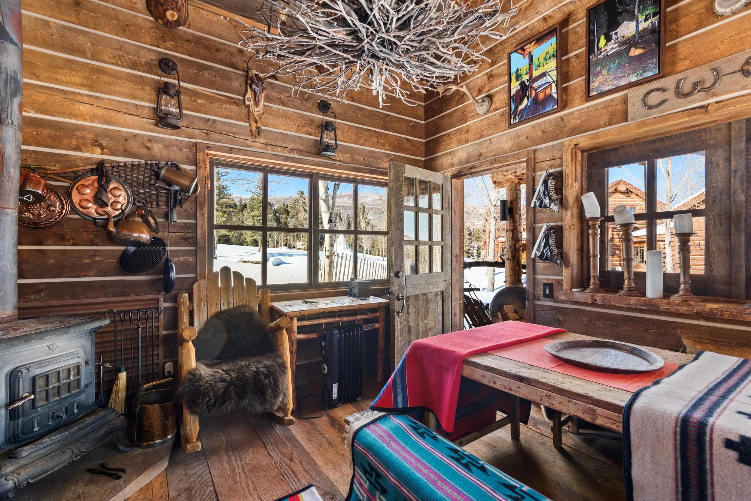 145-067-6855CapitolCrRd_250115067 copy.jpg