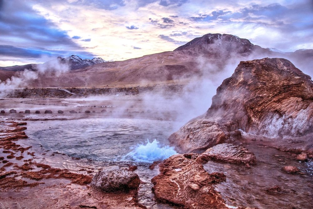 The El Tatio Geysire show the most activity early in the morning.