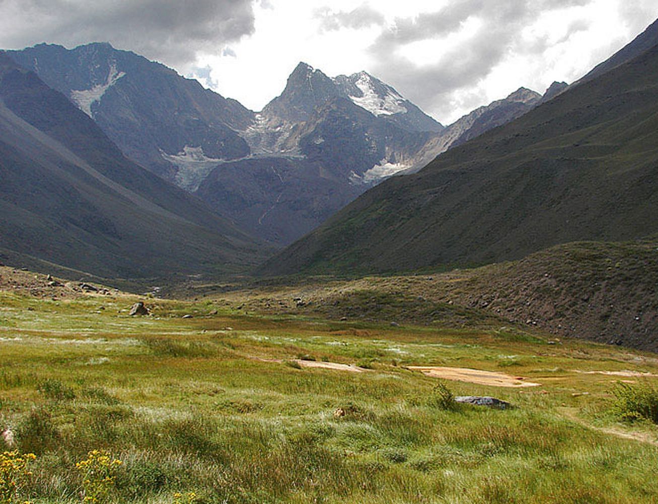 El Morado National Park Hike one day tour near Santiago de Chile with Chile Montaña_06.jpg