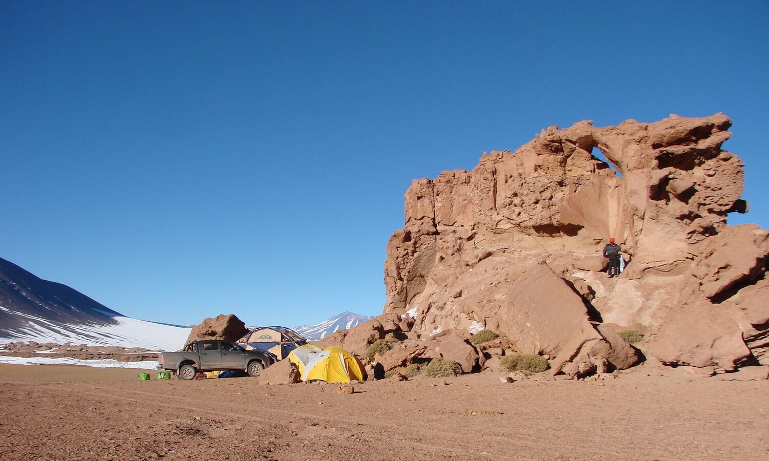 Atacama & South Lipez Overland Tour with Chile Montaña_09.jpg
