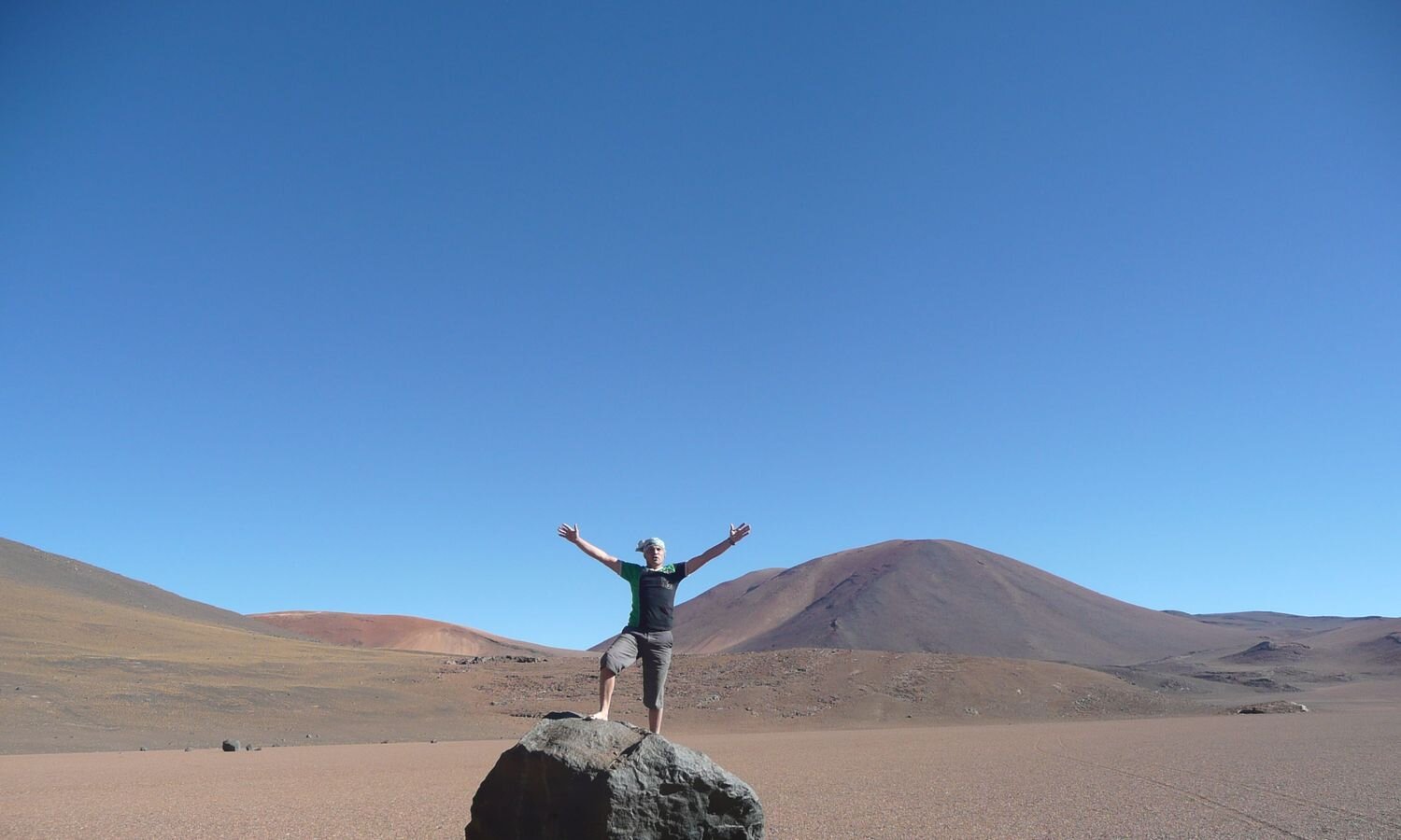 Atacama & Bolivia Overland Tour with Chile Montaña_09.jpg